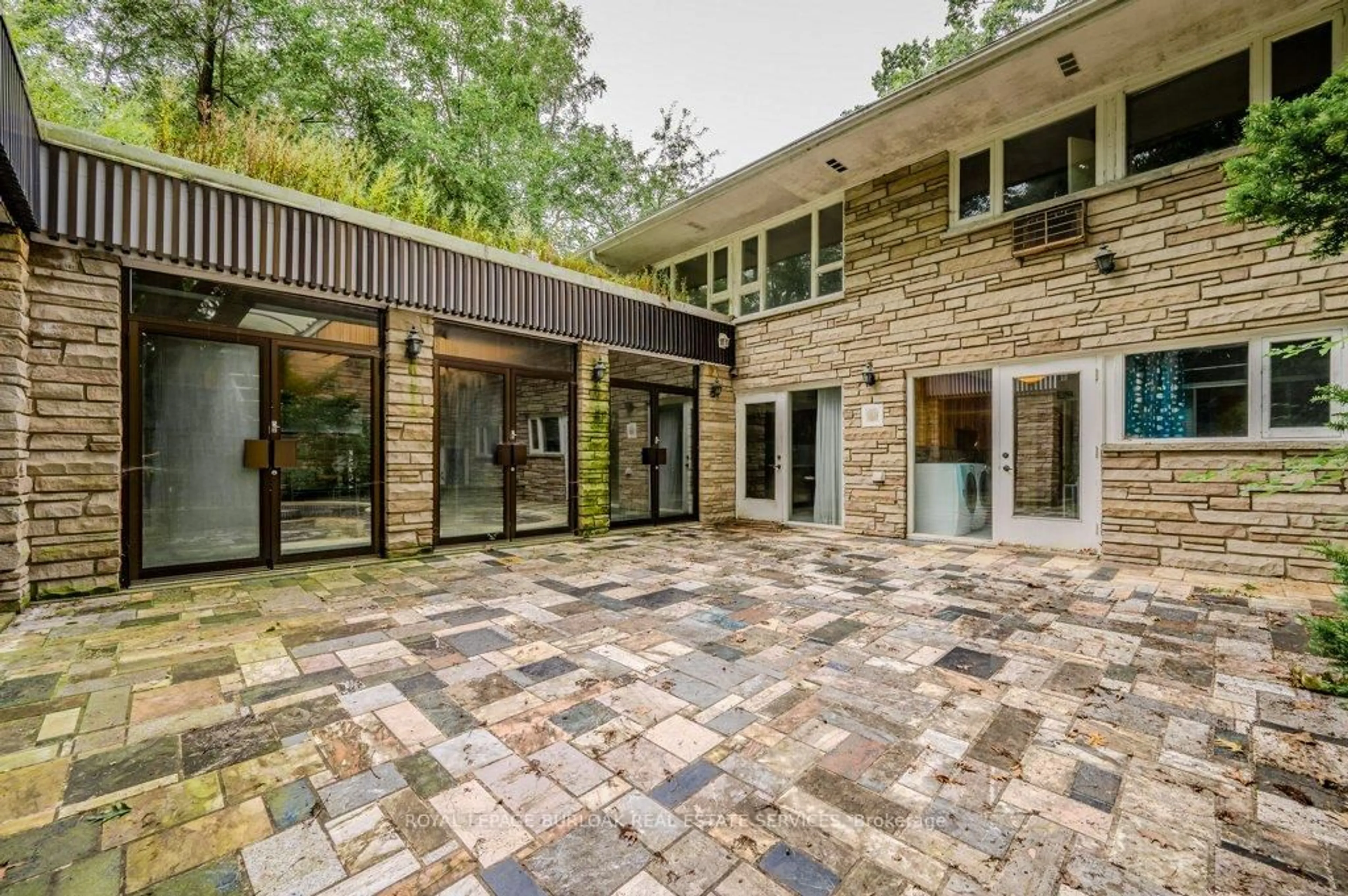 Home with brick exterior material, street for 3 Edgehill Rd, Toronto Ontario M9A 4N1