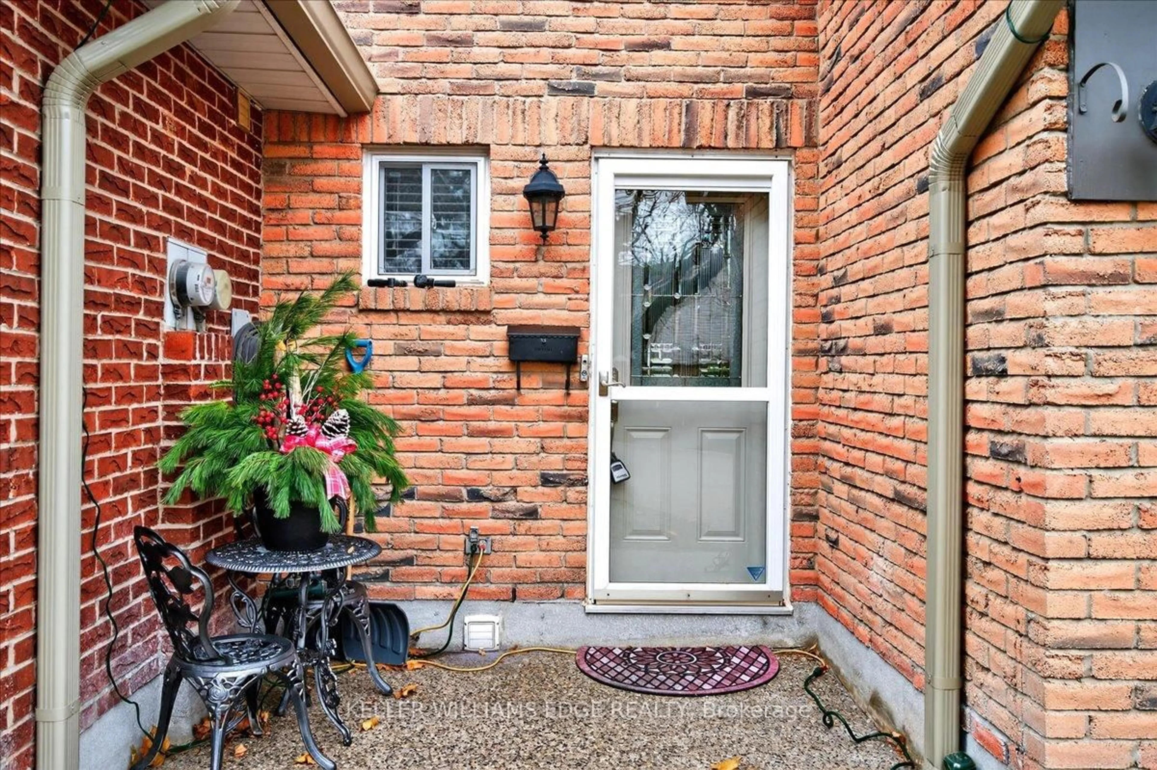 Patio, street for 4198 Longmoor Dr #2, Burlington Ontario L7L 5E3