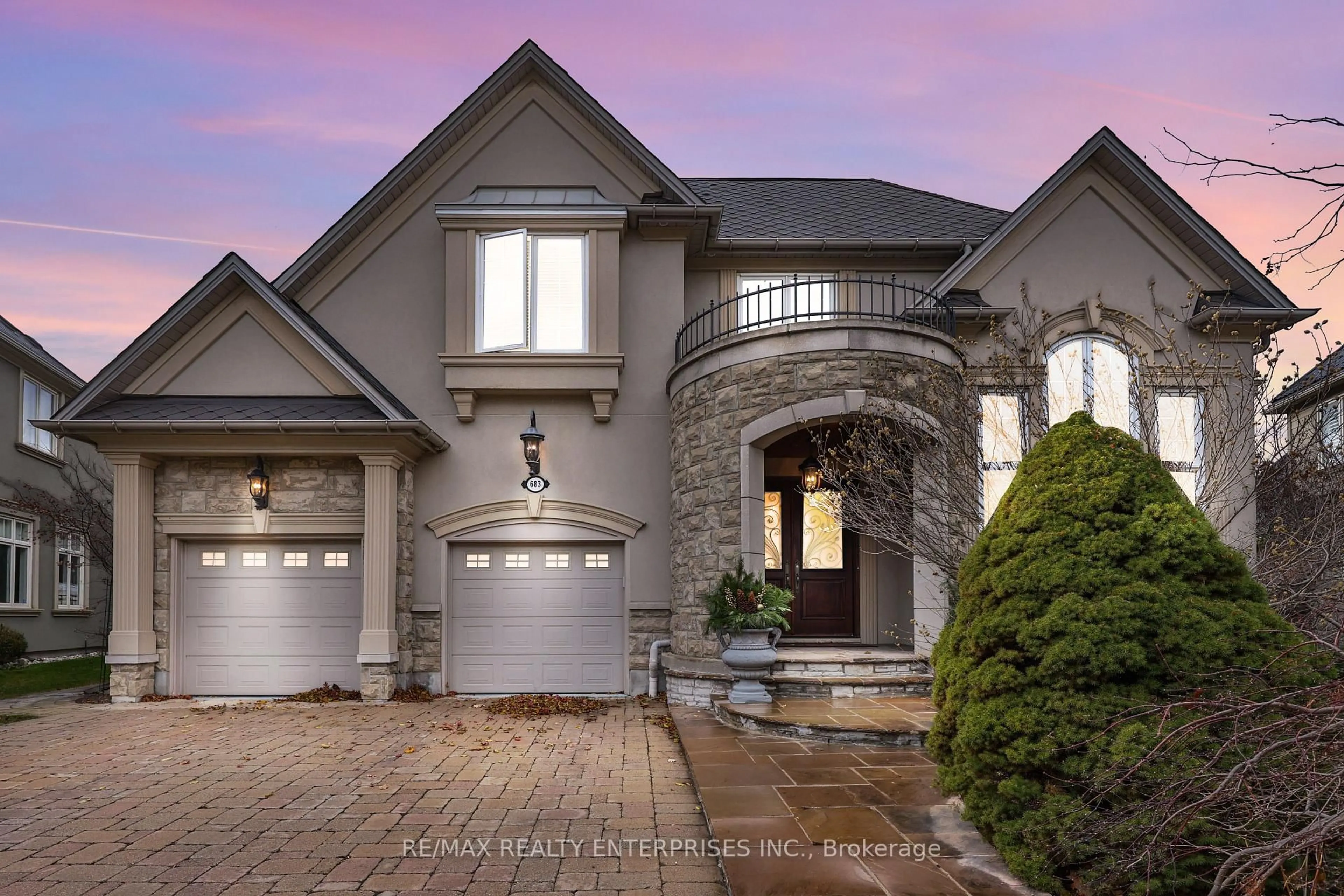 Home with brick exterior material, street for 683 Canyon St, Mississauga Ontario L5H 4L9