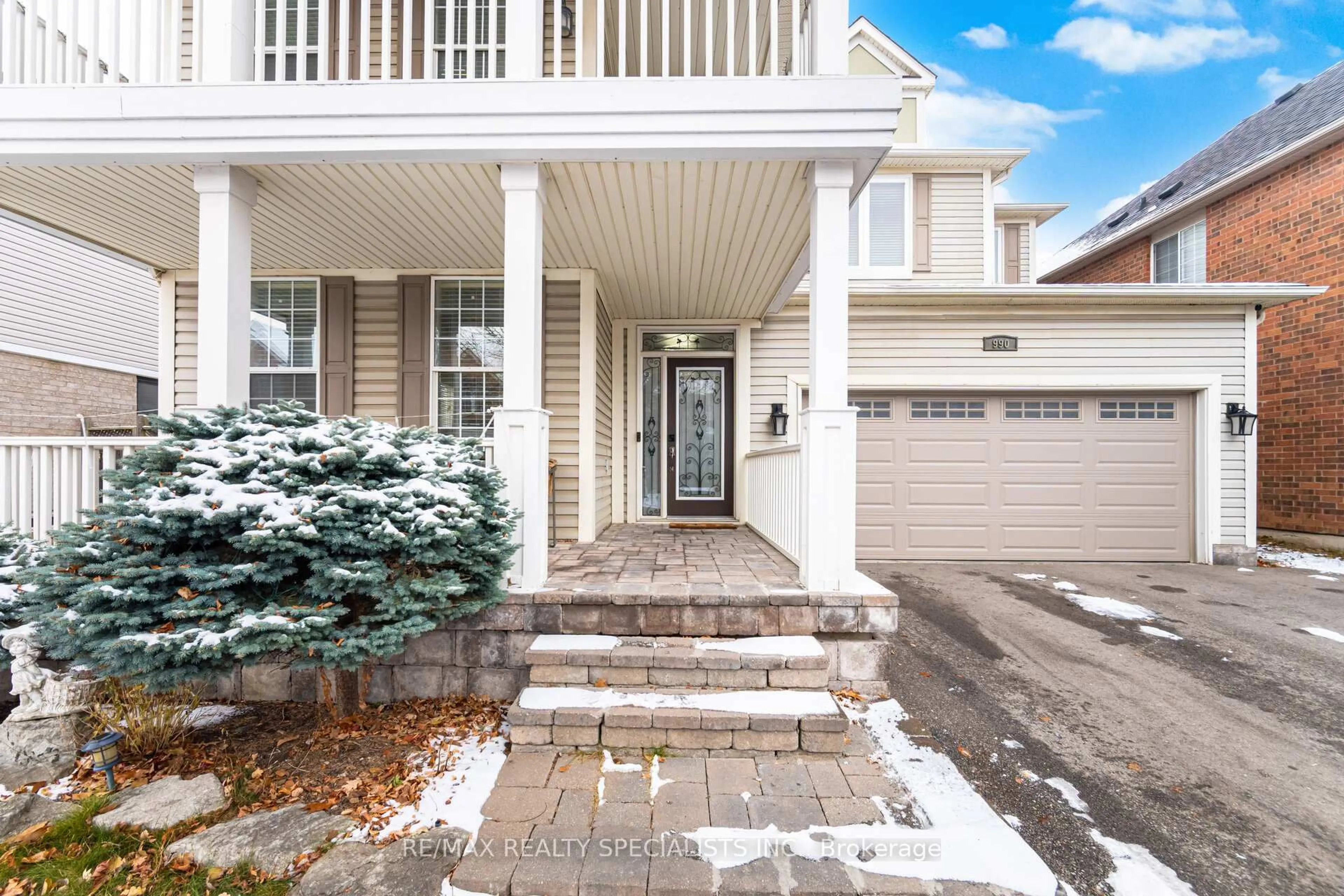 Unknown for 990 Lancaster Blvd, Milton Ontario L9T 6E1