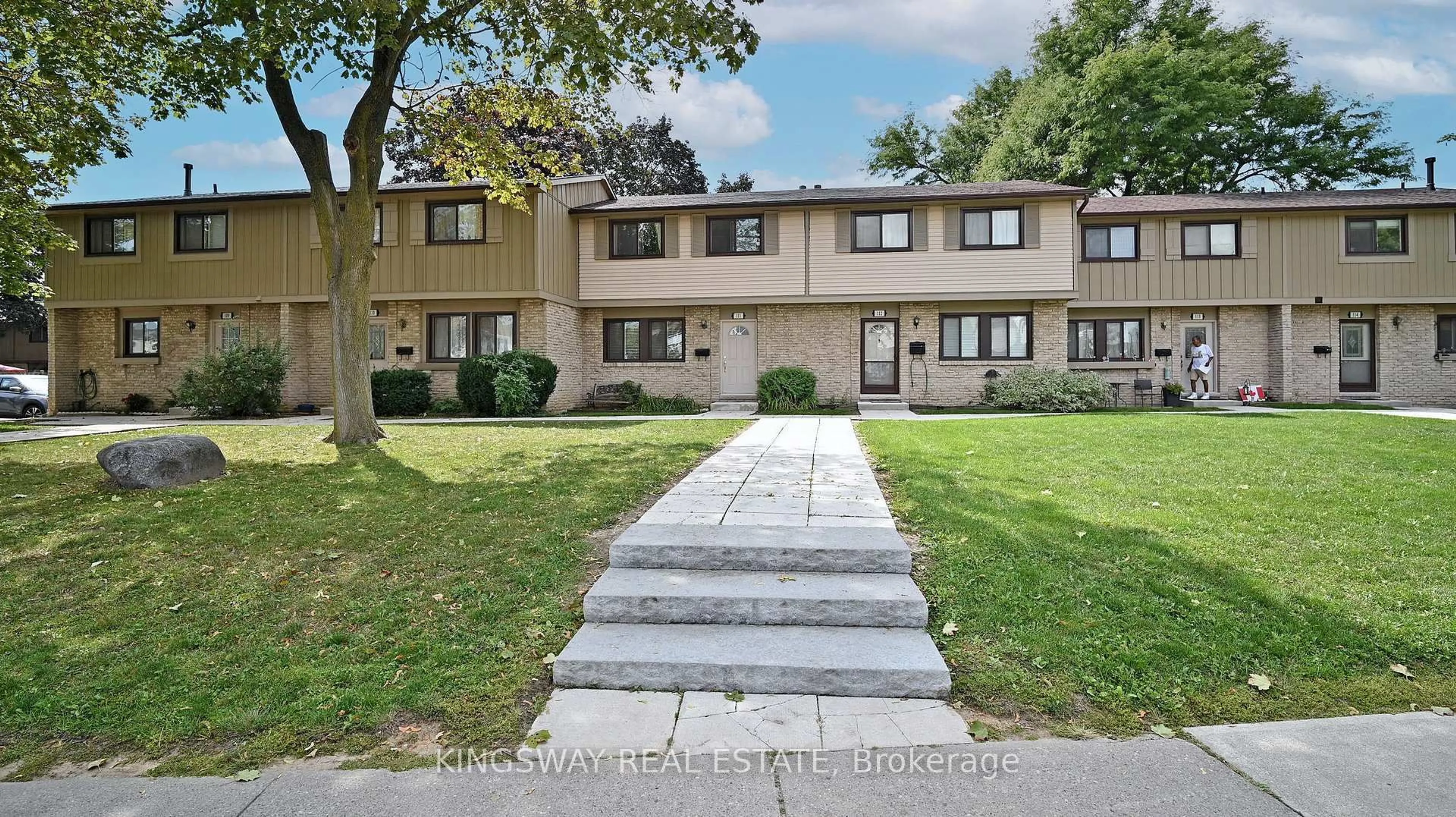 Unknown for 105 Hansen Rd #111, Brampton Ontario L6V 3C9