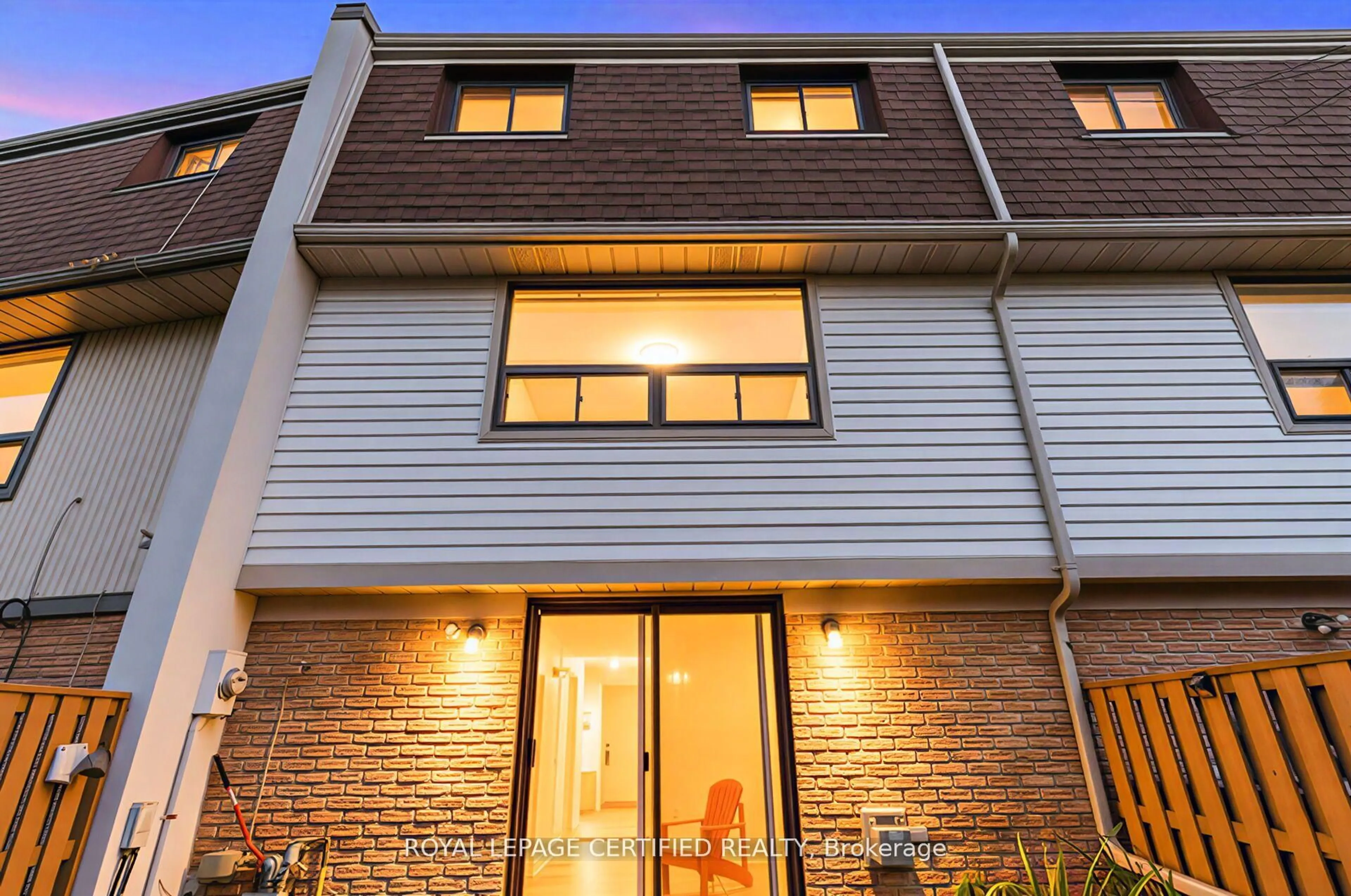 Home with brick exterior material, street for 41 Ashton Cres, Brampton Ontario L6S 3J9