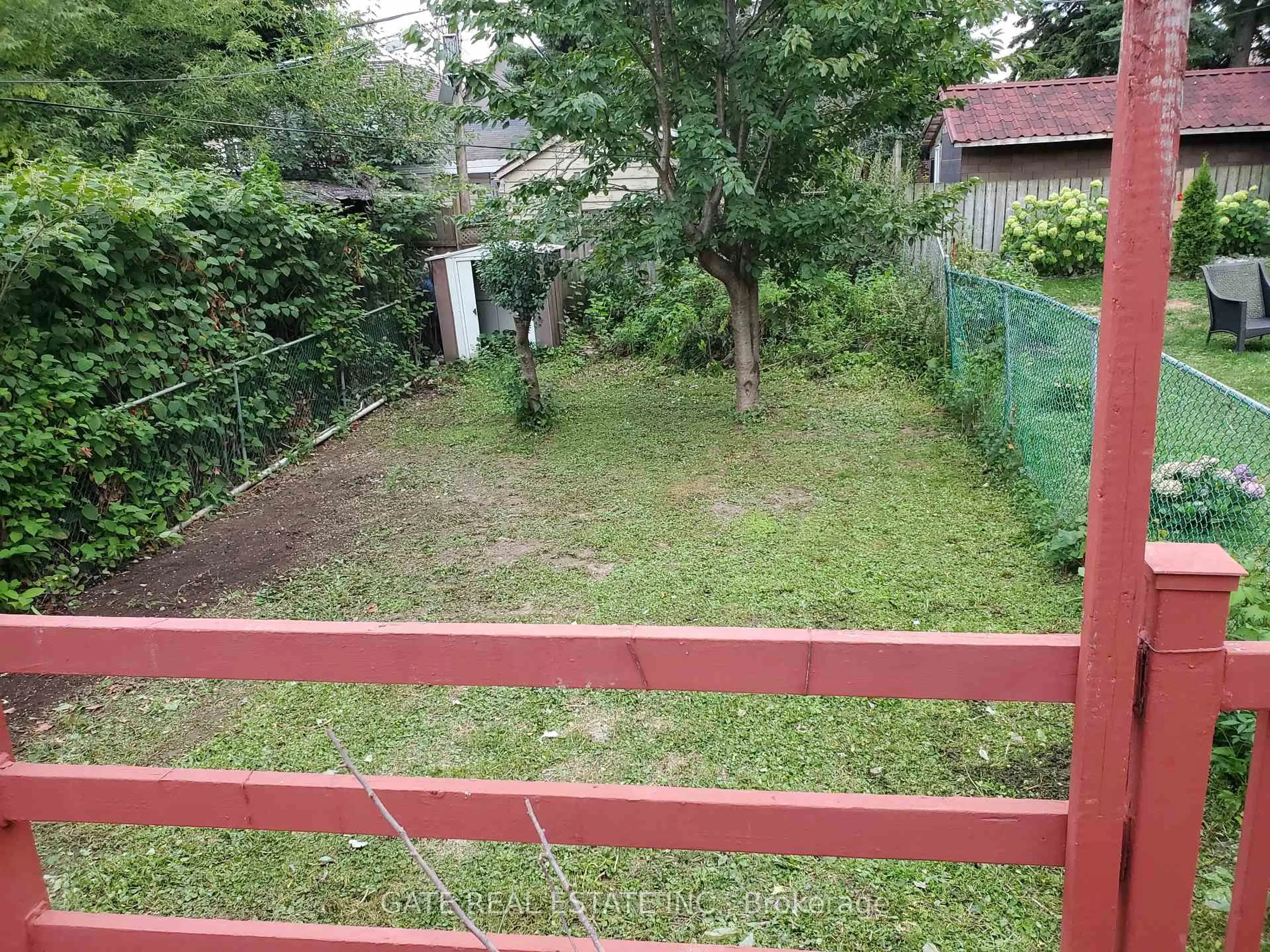 Unknown for 27 Lambton Ave, Toronto Ontario M6N 2S2