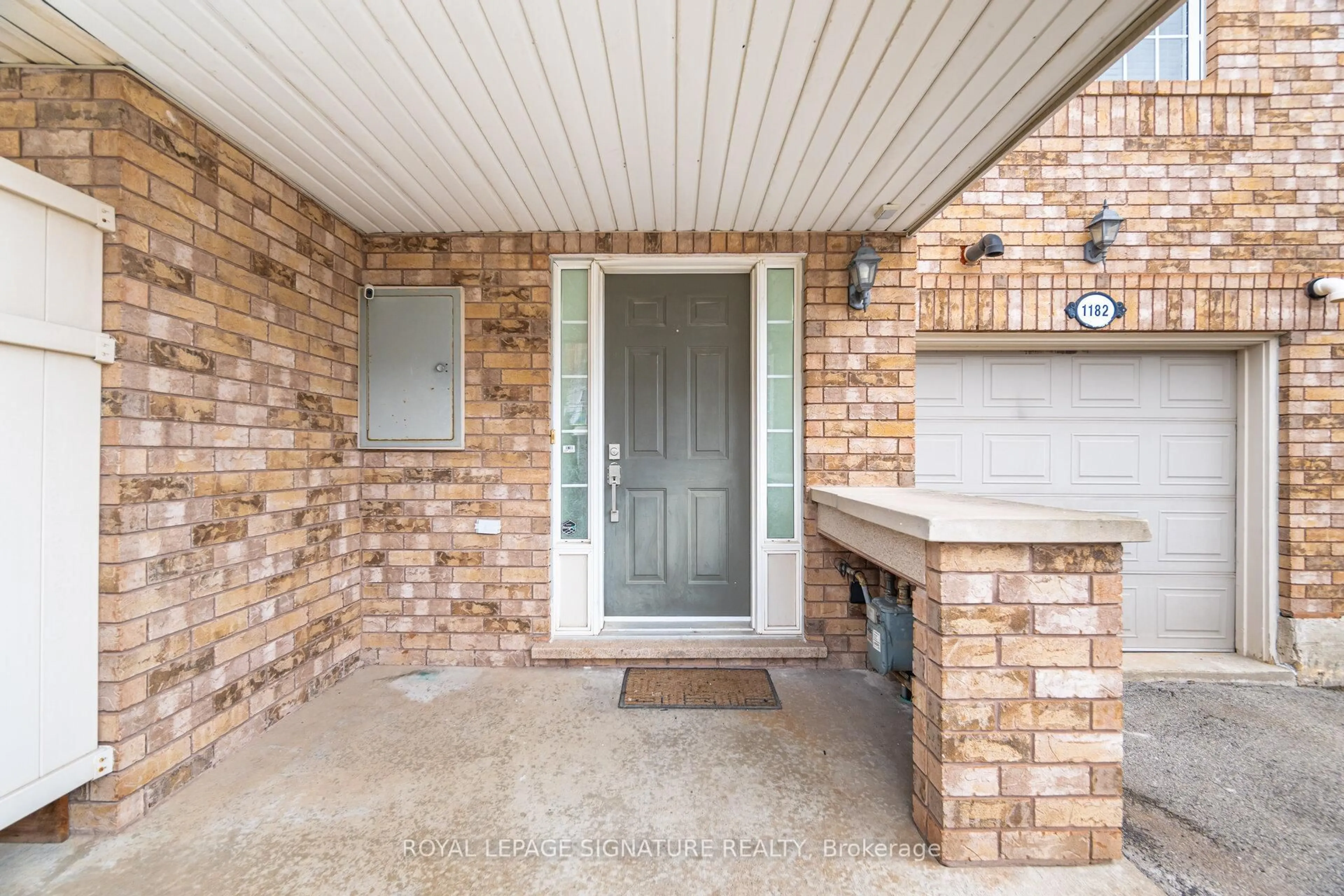 Unknown for 1182 Barnard Dr, Milton Ontario L9T 6R4