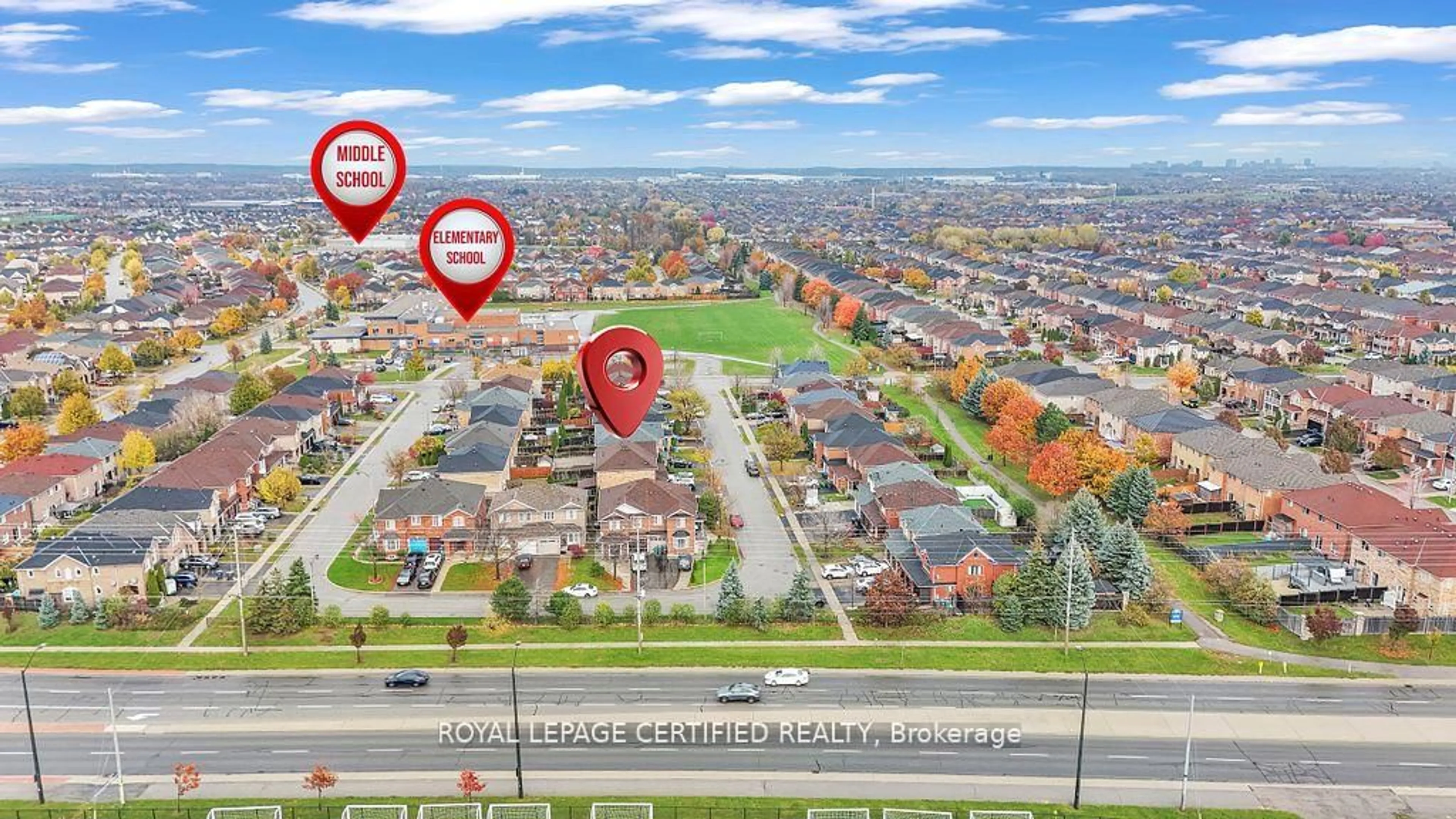 A pic from outside/outdoor area/front of a property/back of a property/a pic from drone, city buildings view from balcony for 21 Dunure Cres, Brampton Ontario L7A 2Y5