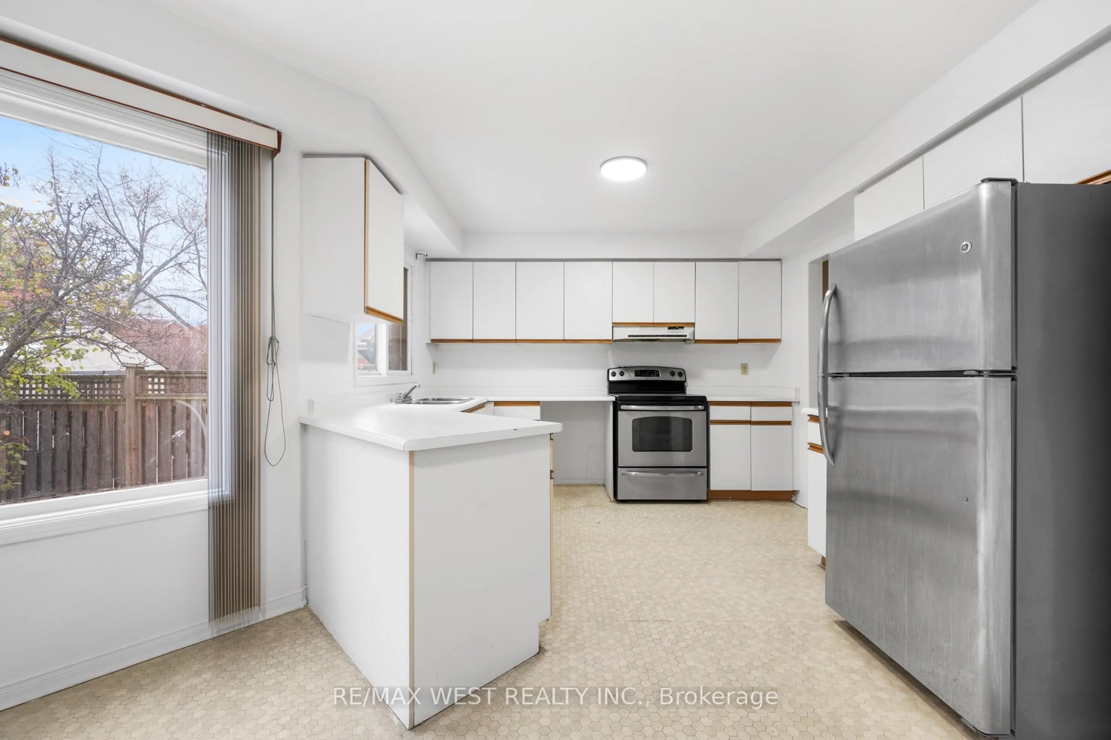 Unknown for 365 Bud Gregory Blvd, Mississauga Ontario L4Z 2P9