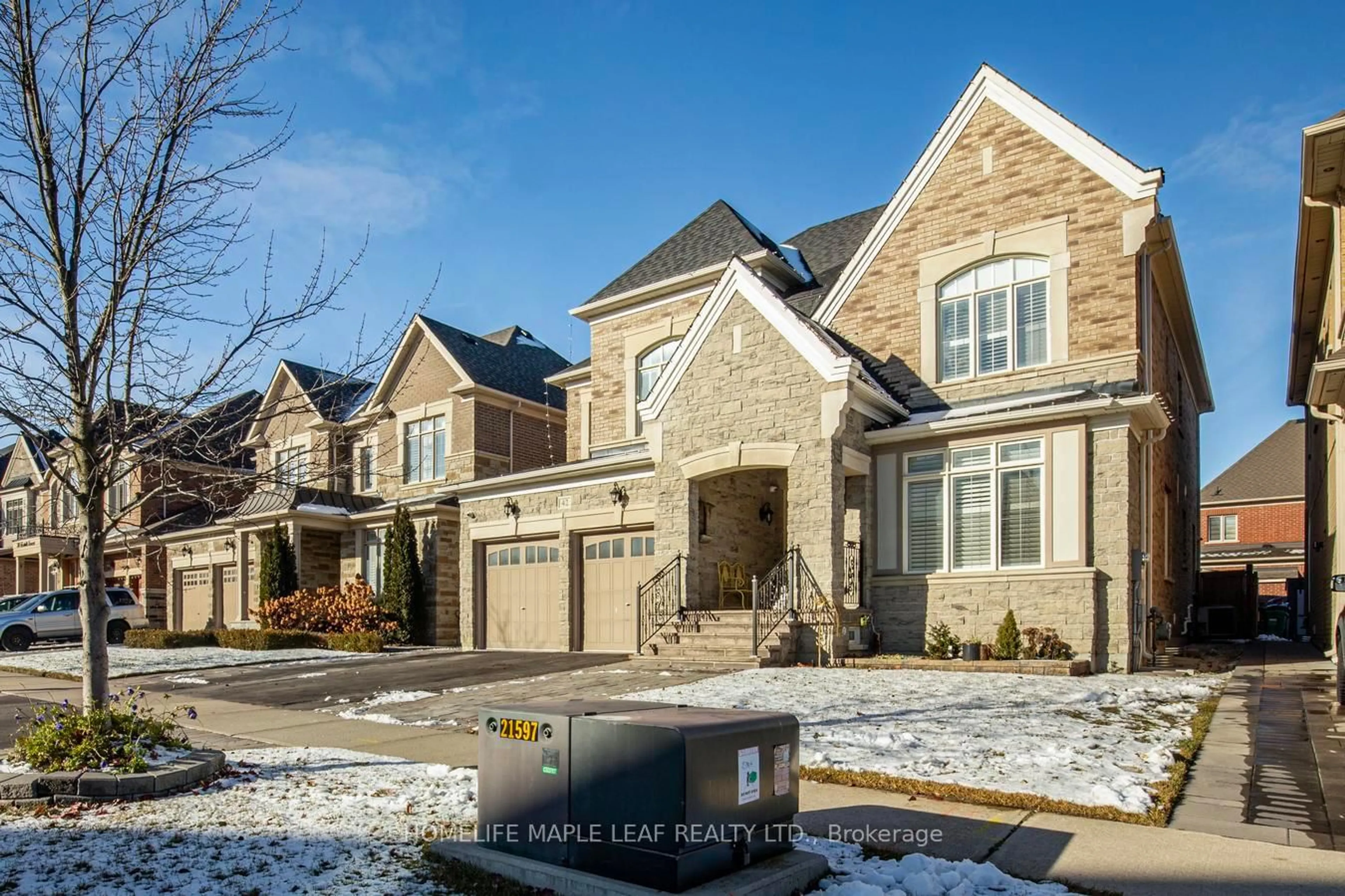 Home with brick exterior material, street for 42 Foothills Cres, Brampton Ontario L6P 4G9