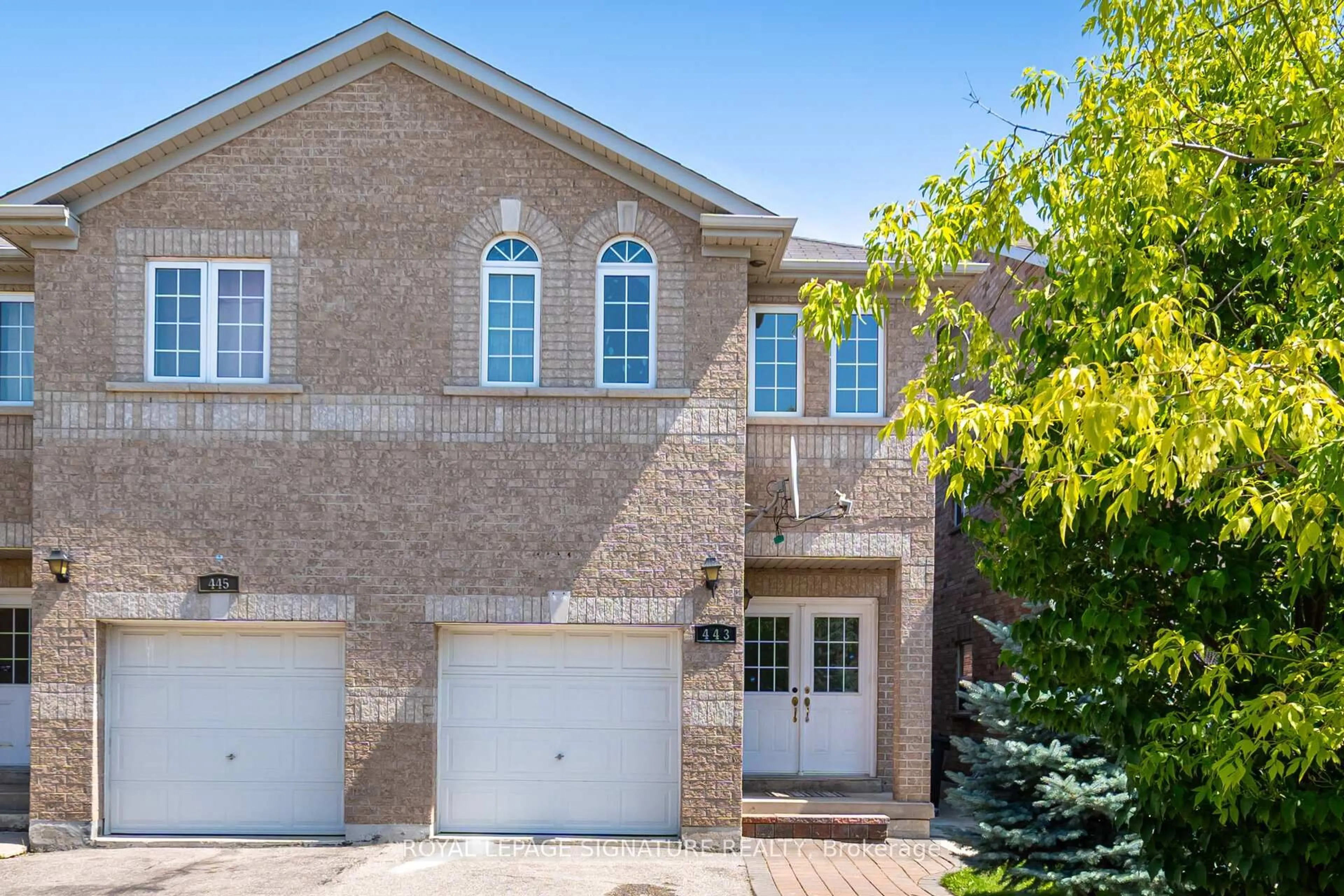 Home with brick exterior material, street for 443 Comiskey Cres, Mississauga Ontario L5W 0C7