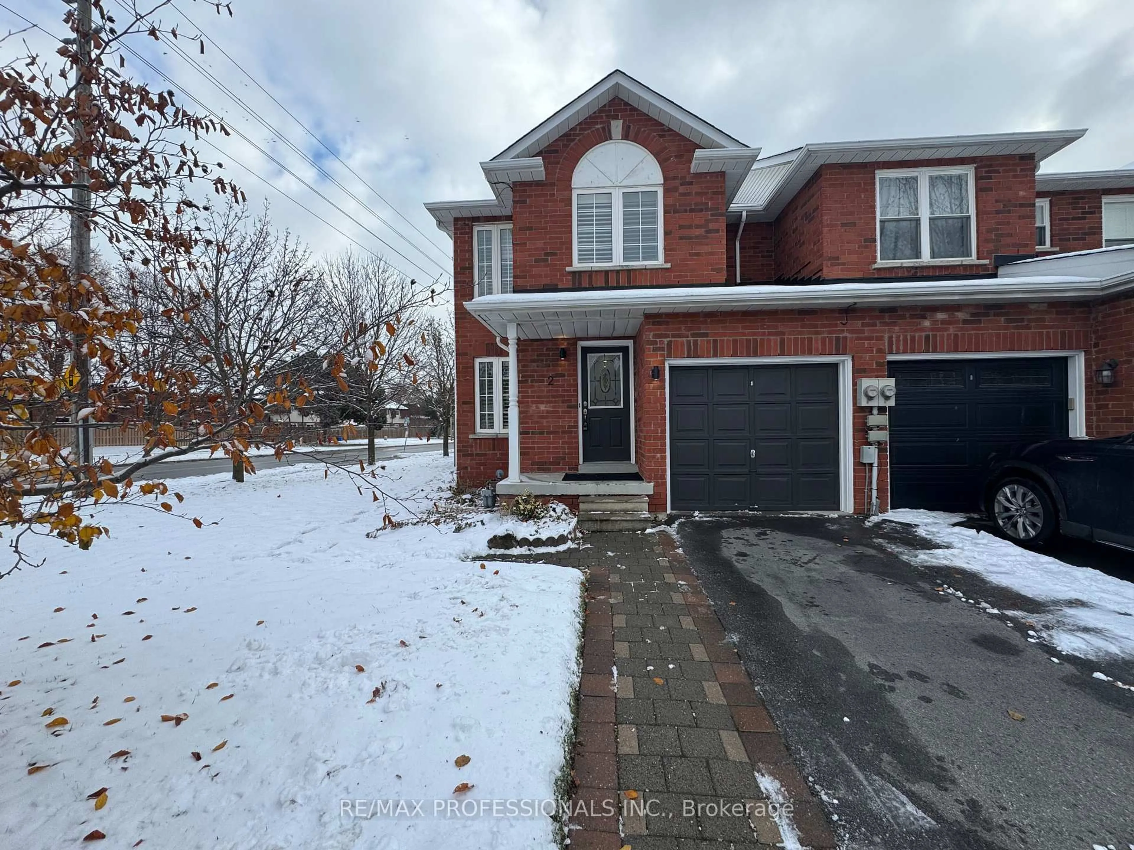Home with brick exterior material, street for 2 Dawson Cres, Milton Ontario L9T 5H8