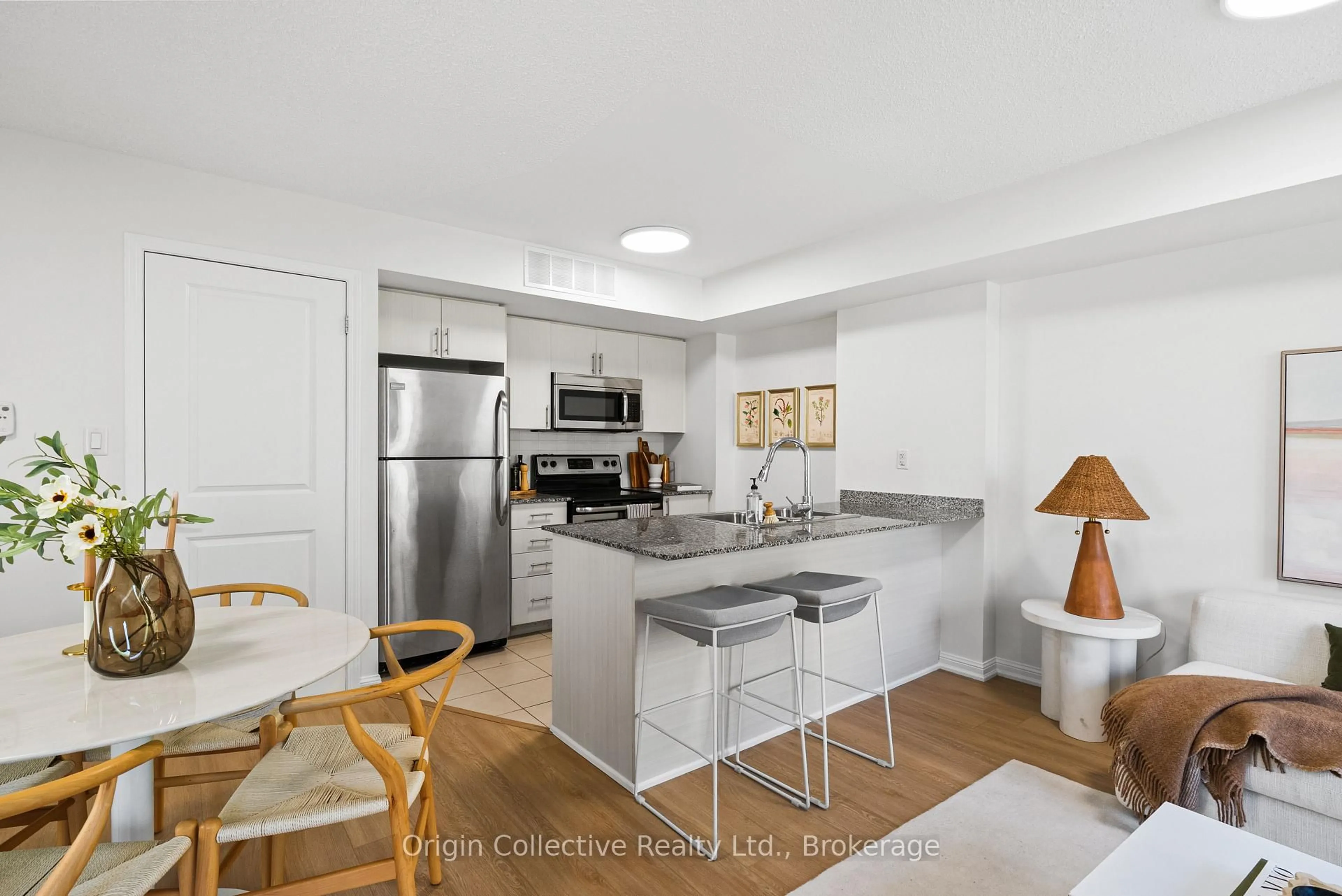 Open concept kitchen, unknown for 11 Foundry Ave #229, Toronto Ontario M6H 0B7