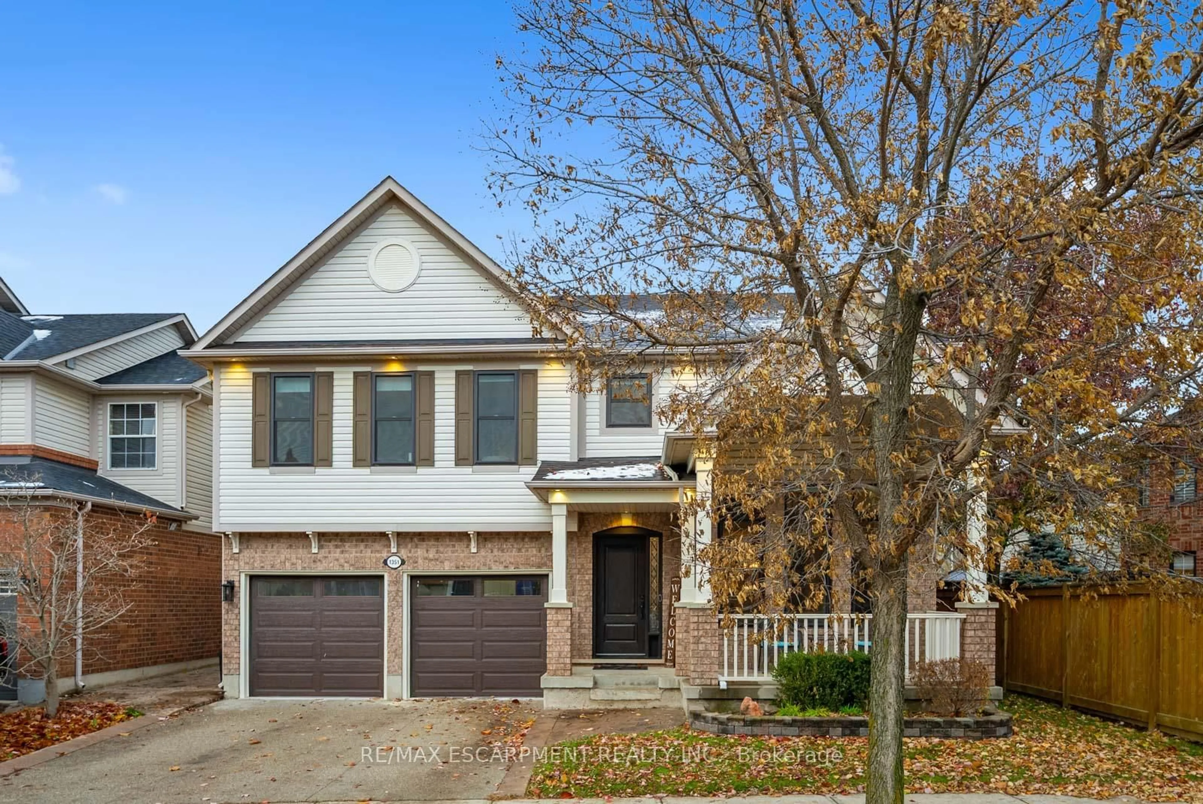 Home with brick exterior material, street for 1351 McGuffin Gate, Milton Ontario L9T 6M3