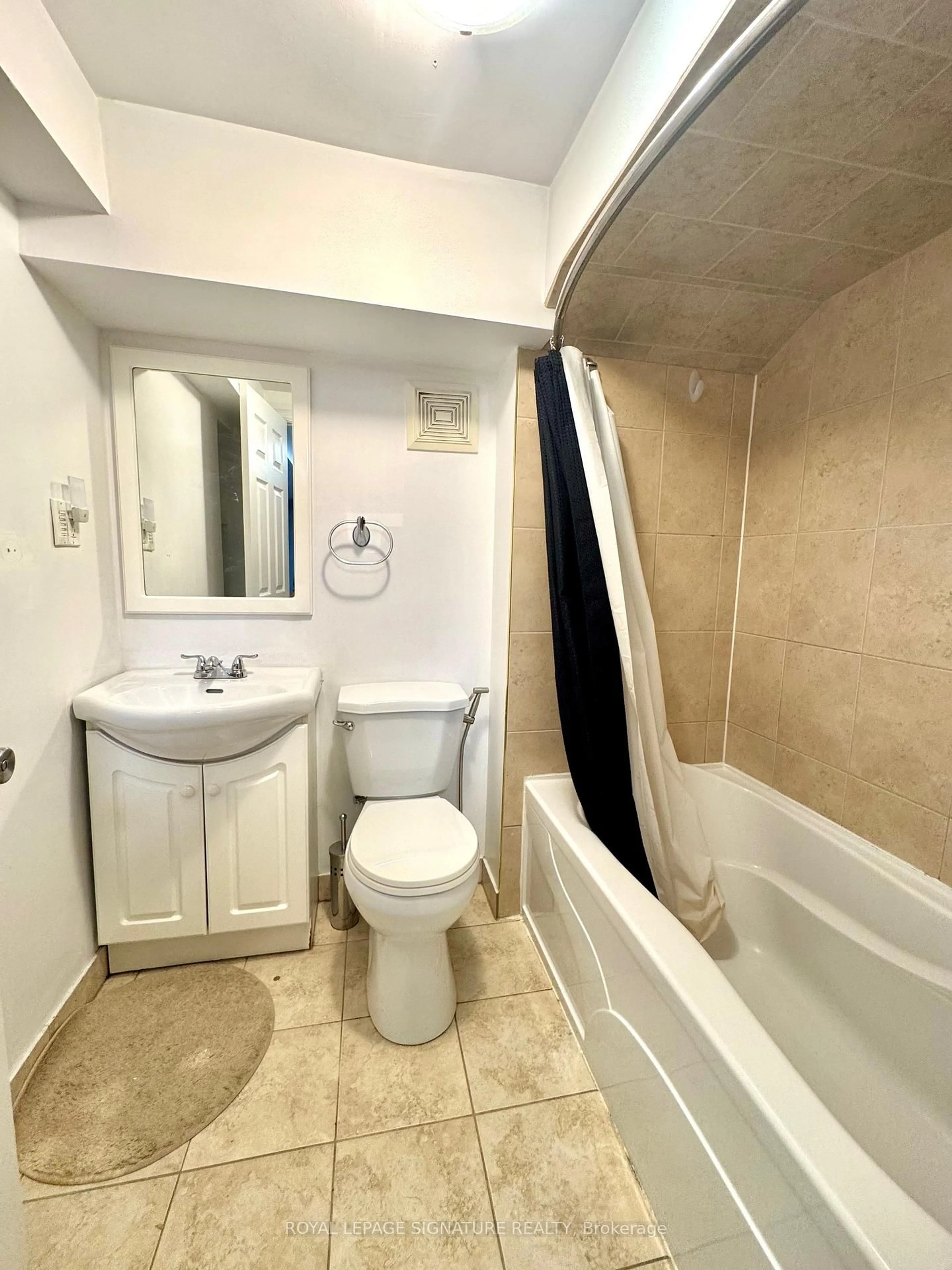 Standard bathroom, ceramic/tile floor for 46 Burlingame Rd, Toronto Ontario M8W 1Y8