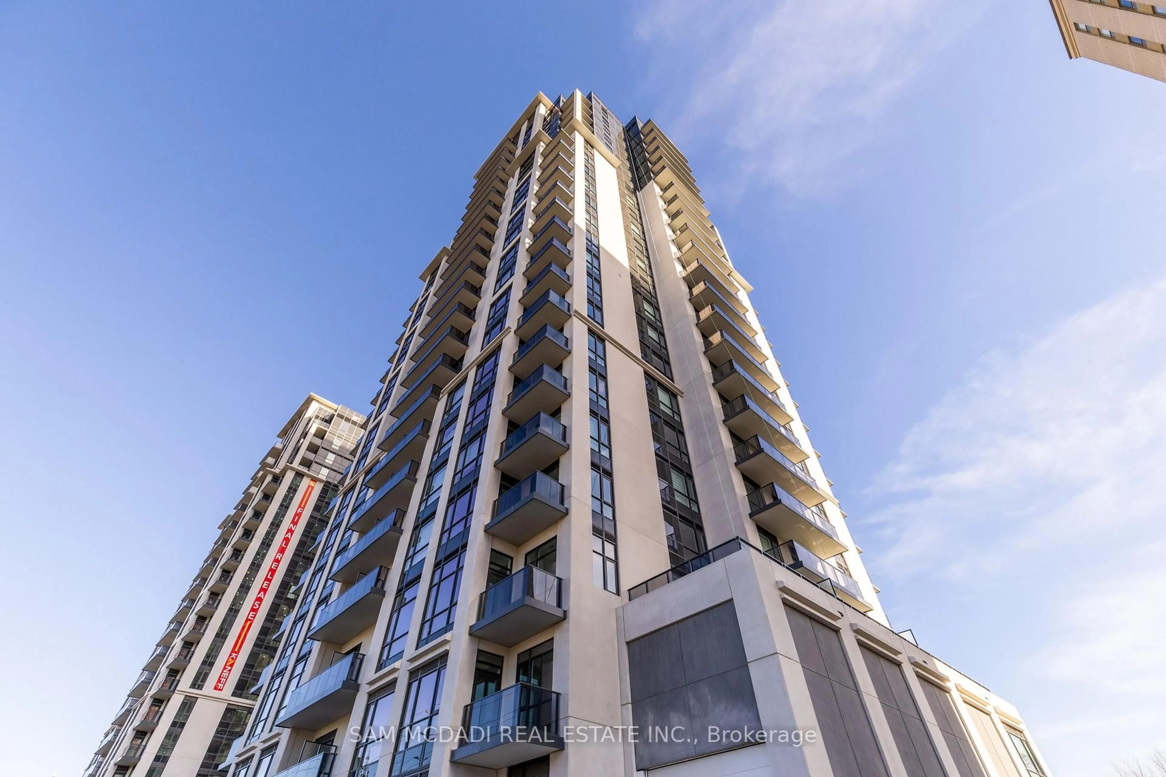 Unknown for 202 Burnhamthorpe Rd #2003, Mississauga Ontario L5A 0B2