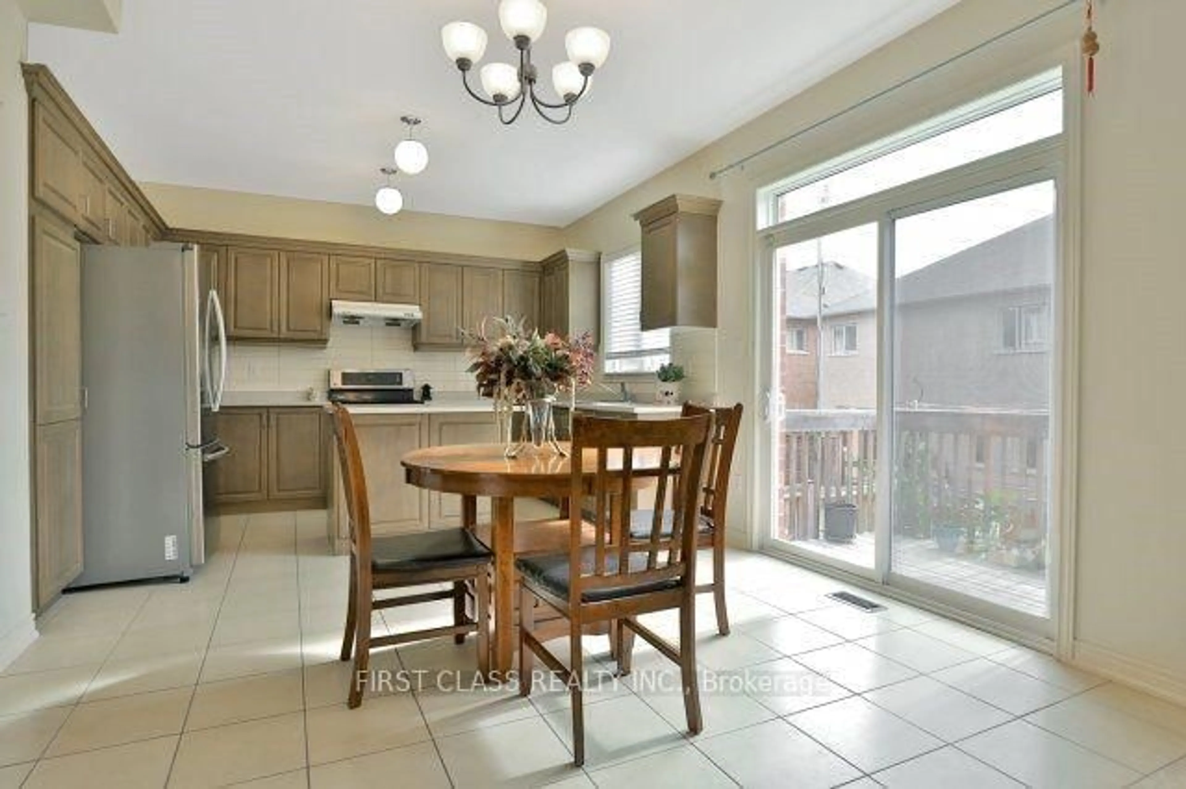 Open concept kitchen, ceramic/tile floor for 470 Harkin Pl, Milton Ontario L9T 7Y1