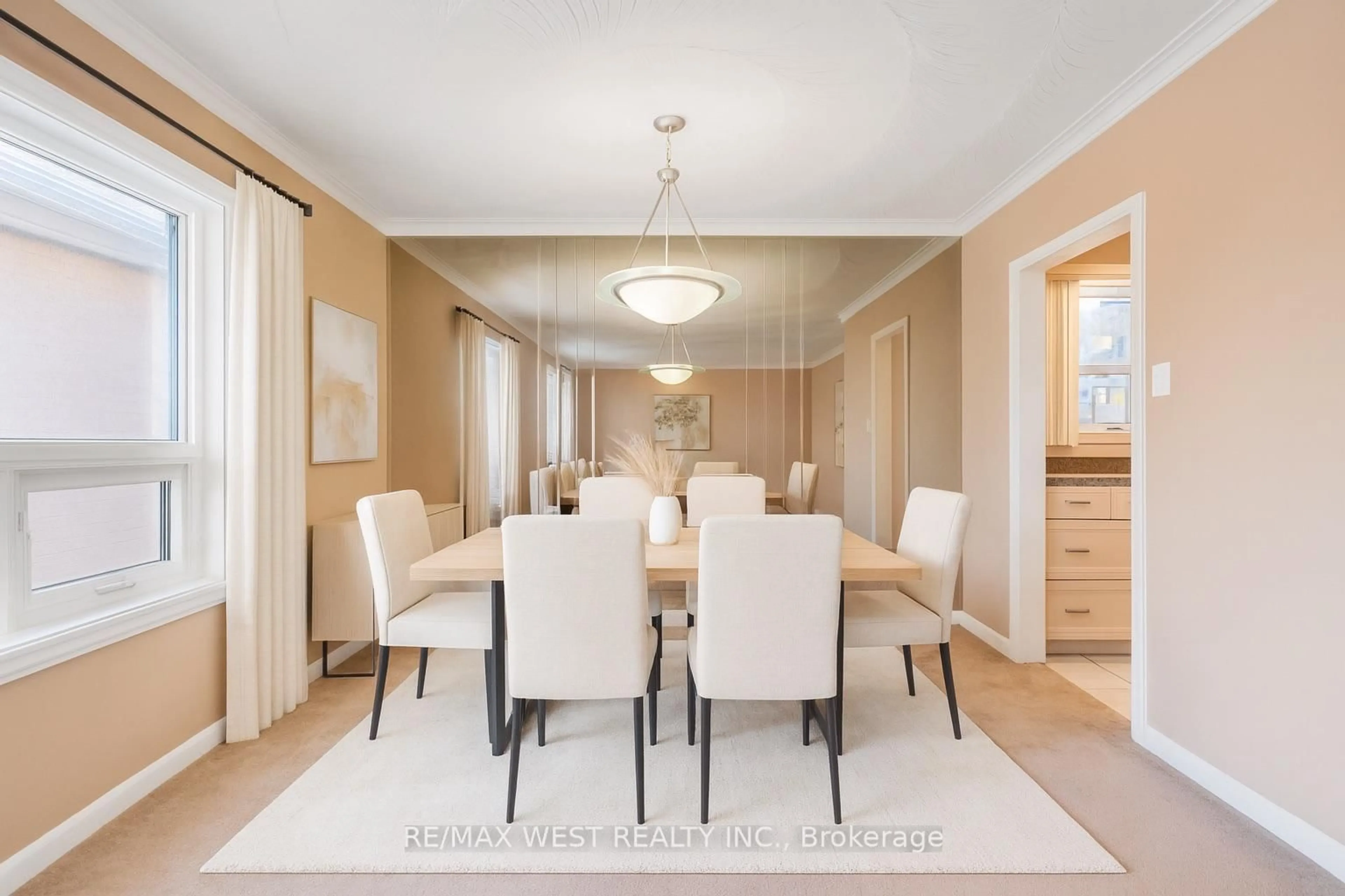 Dining room, unknown for 5 Henley Cres, Toronto Ontario M9W 2W8