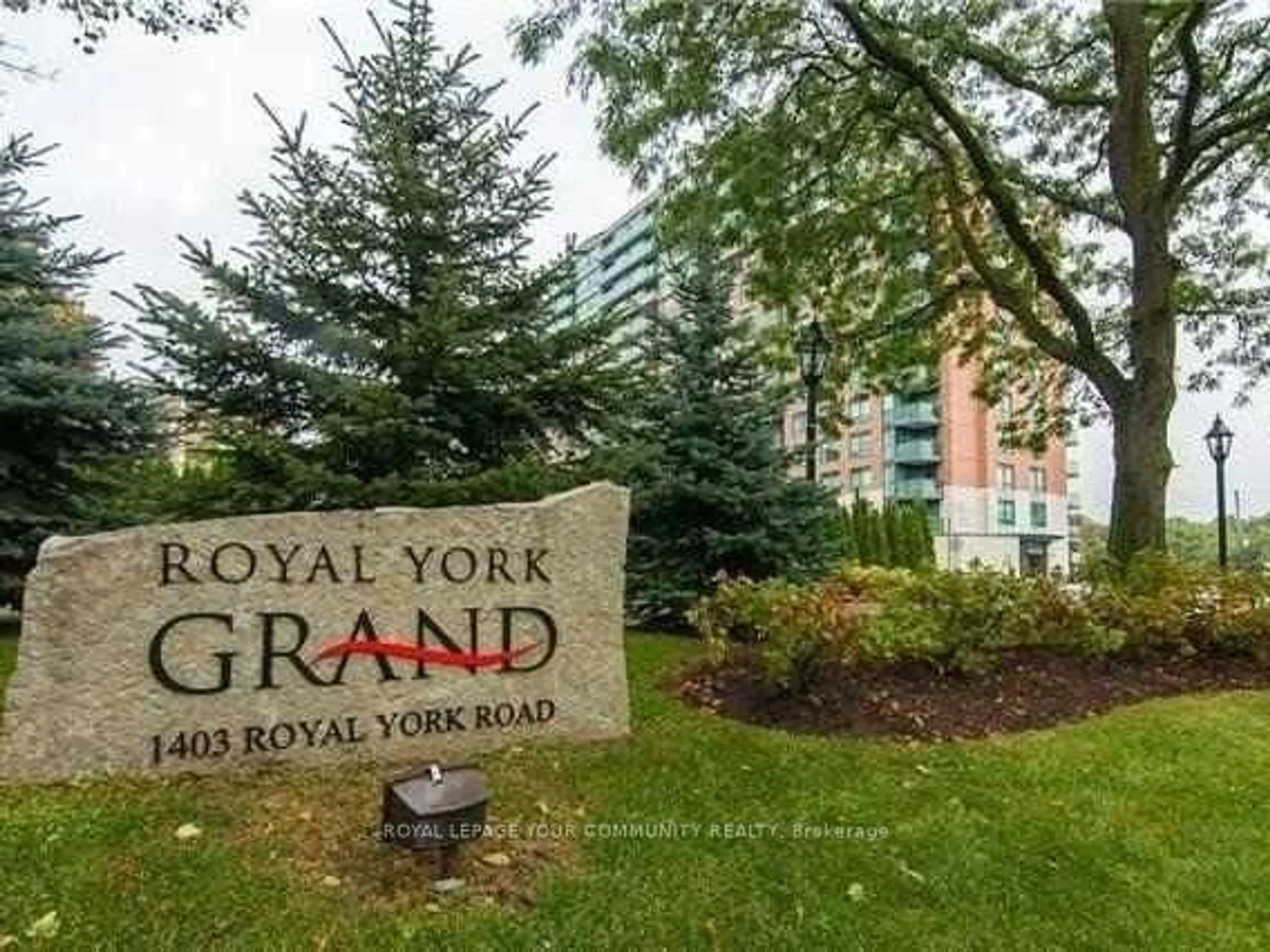 Unknown for 1403 Royal York Rd #901, Toronto Ontario M9P 0A1