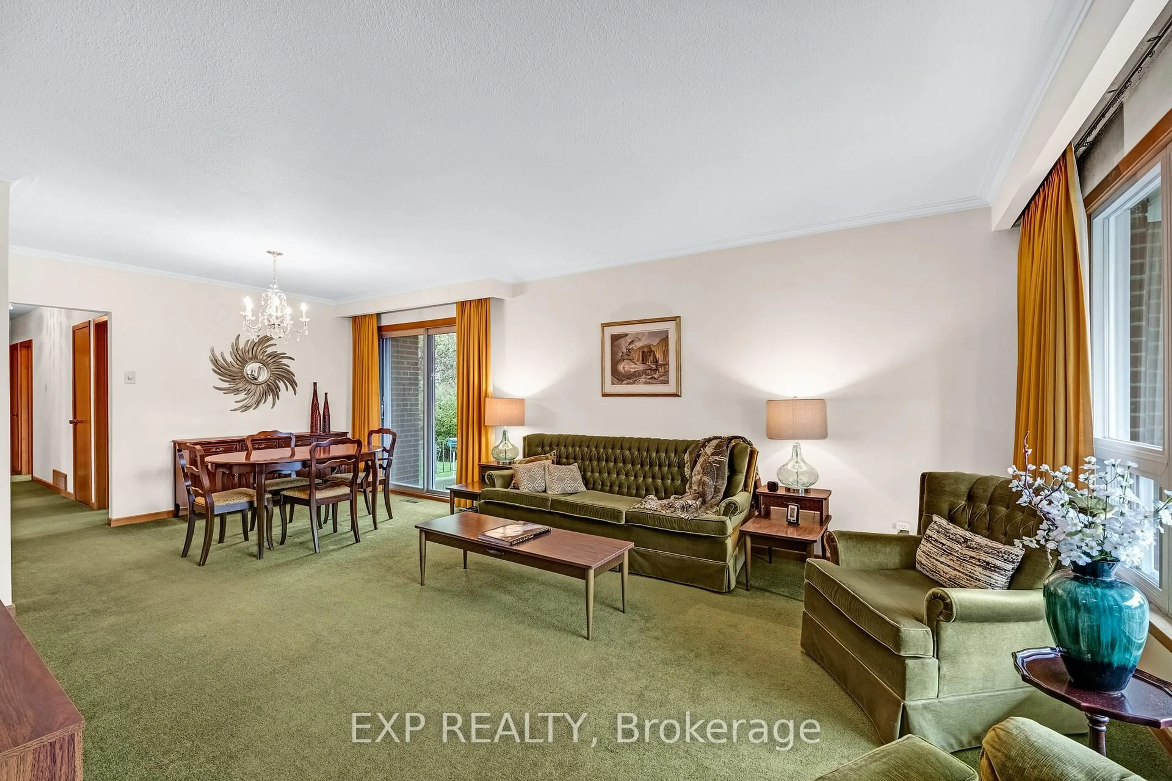 Living room with furniture, unknown for 28 Aviemore Dr, Toronto Ontario M9L 2L5