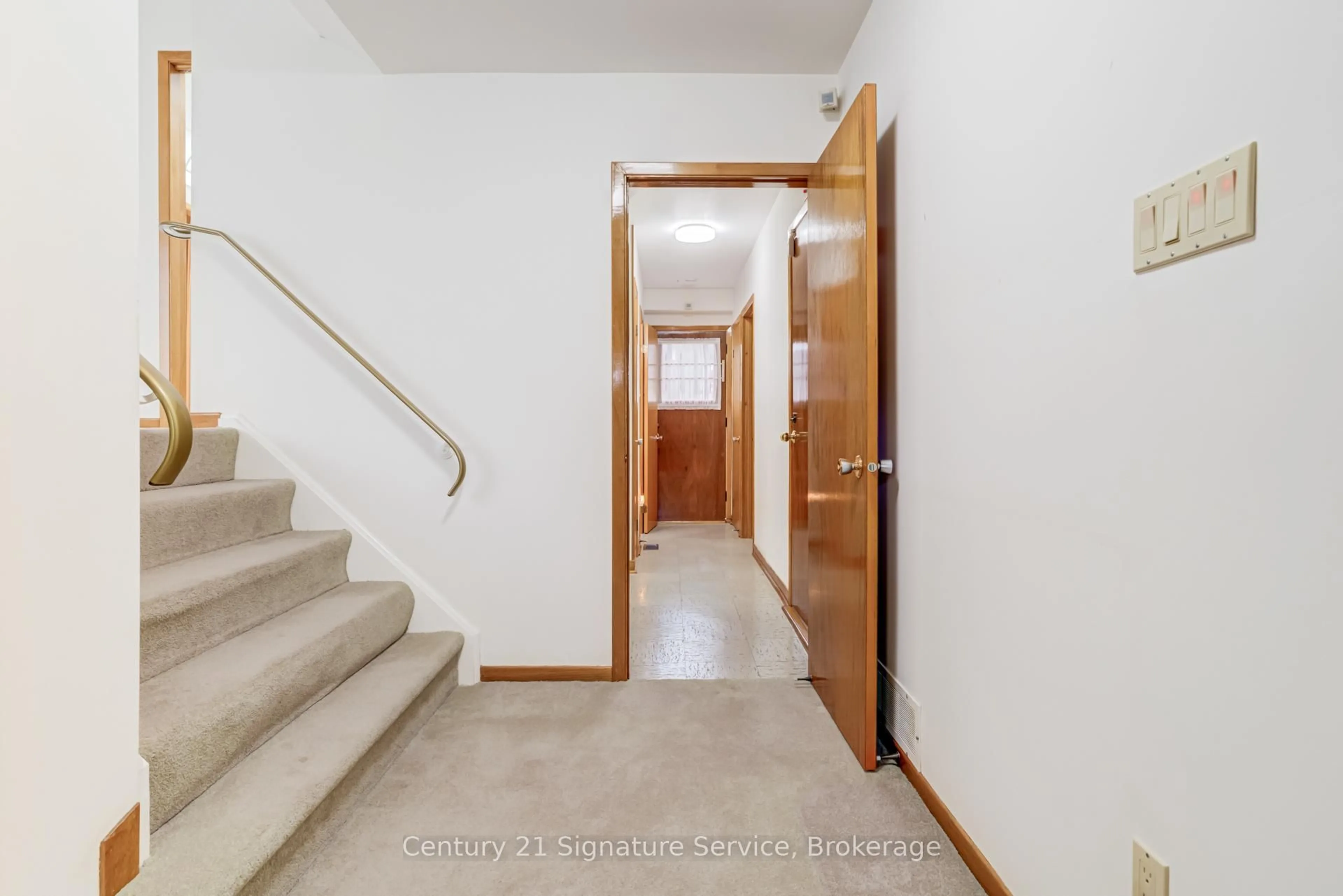 Unknown for 227 Elmwood Rd, Oakville Ontario L6K 2A9