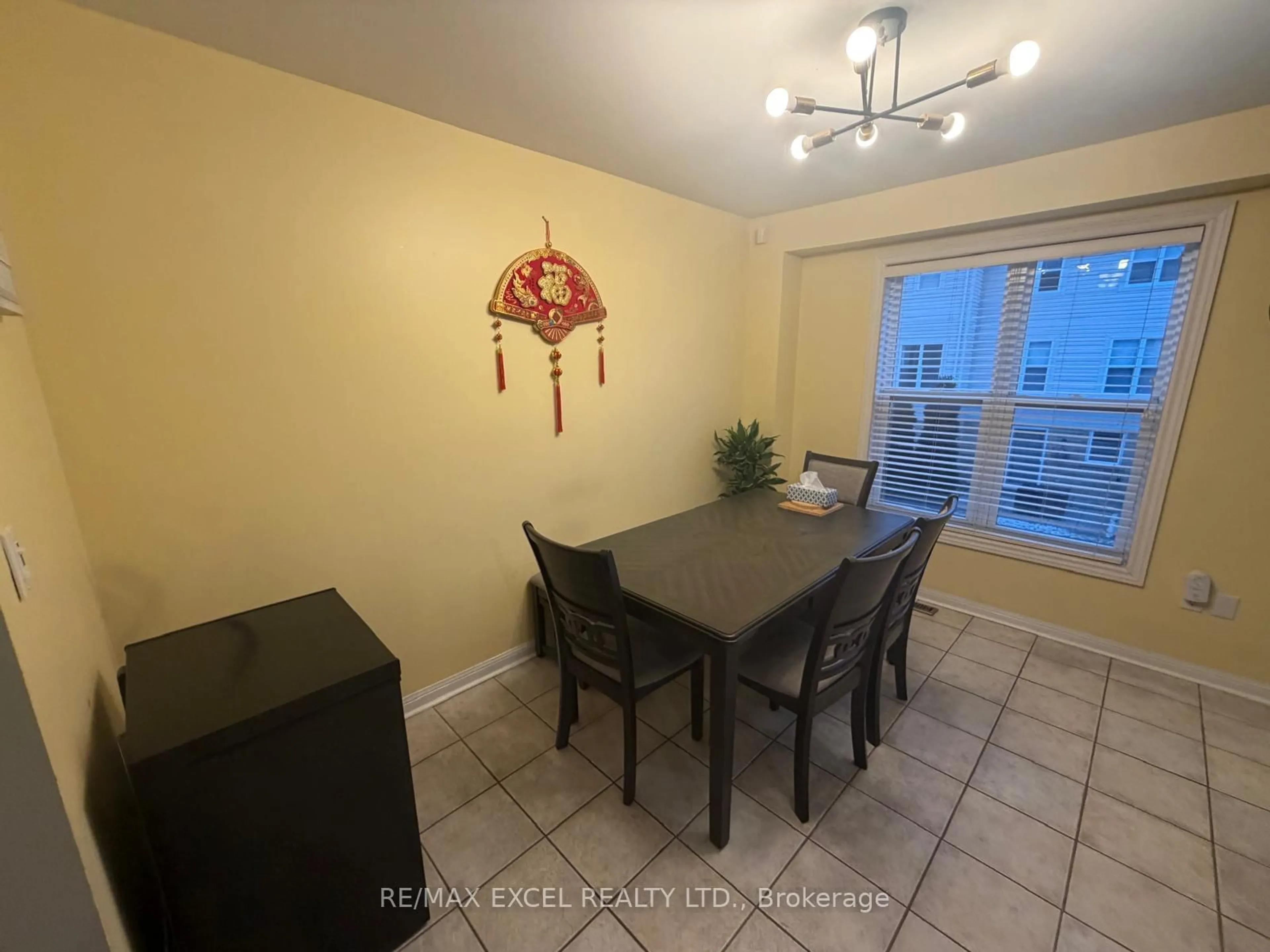 Dining room, unknown for 5980 Whitehorn Ave #161, Mississauga Ontario L5V 2Y3