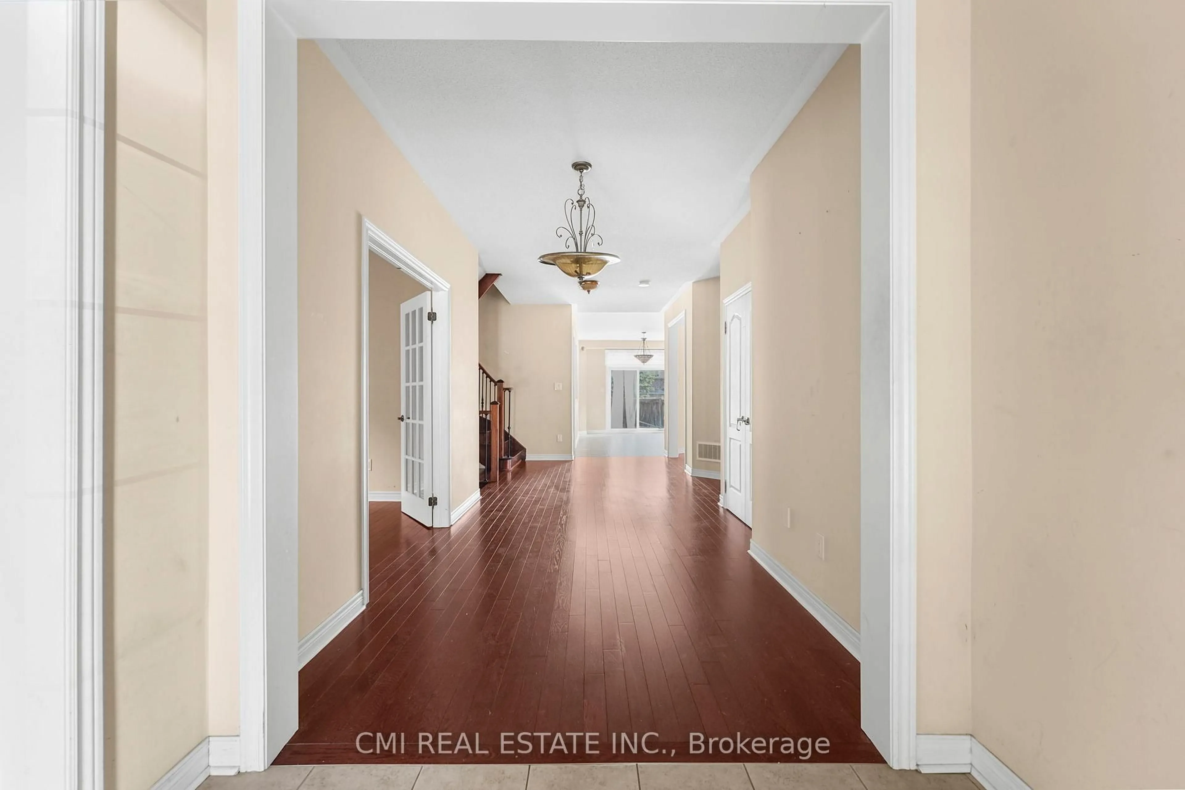 Indoor entryway for 5 Decorso Dr, Brampton Ontario L6P 3T7