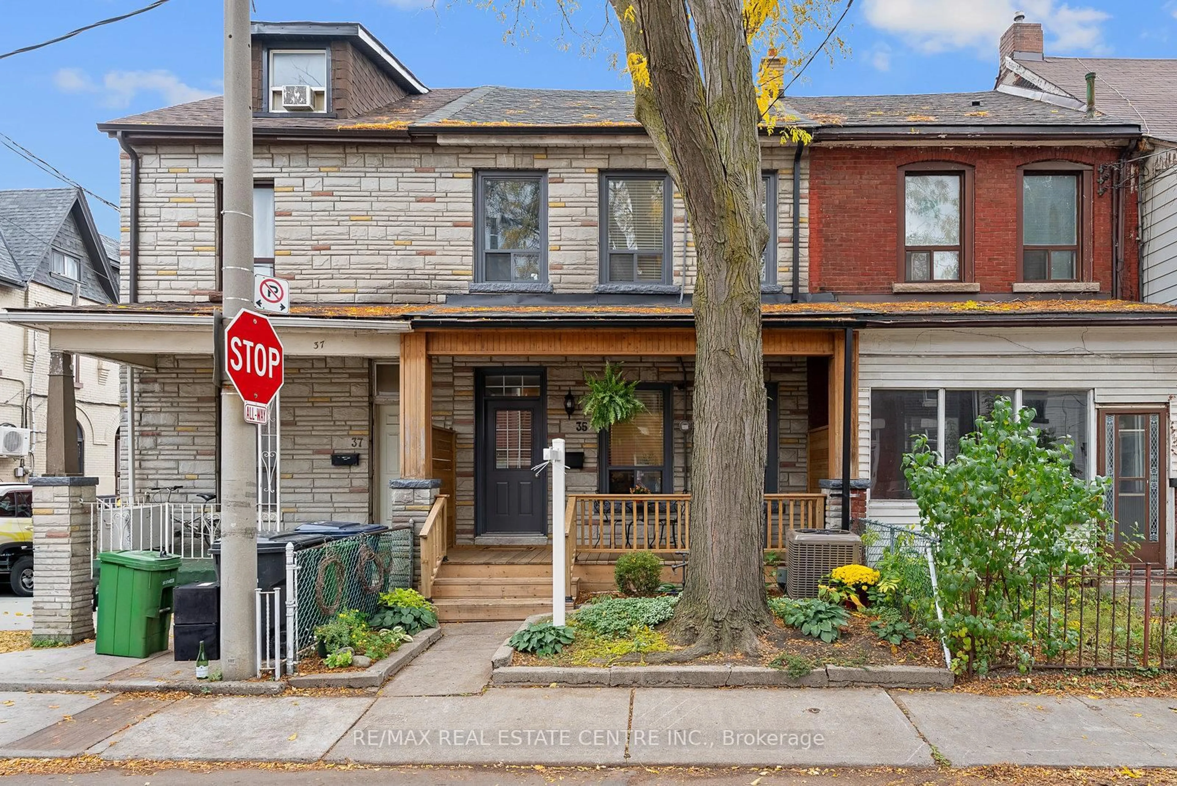 Home with brick exterior material, street for 35 Miller St, Toronto Ontario M6N 2Z6