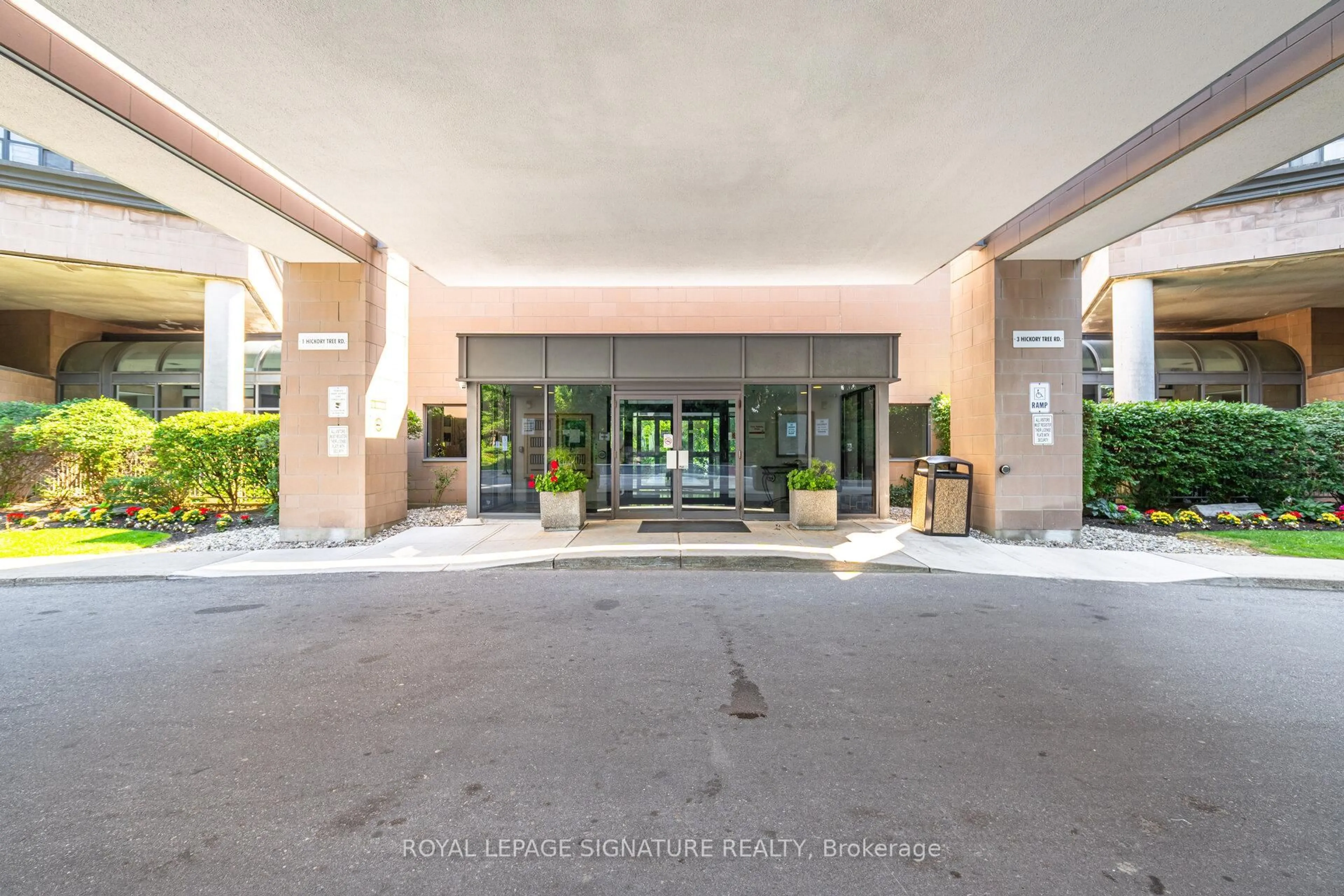 Lobby for 3 Hickory Tree Rd #804, Toronto Ontario M9N 3W5