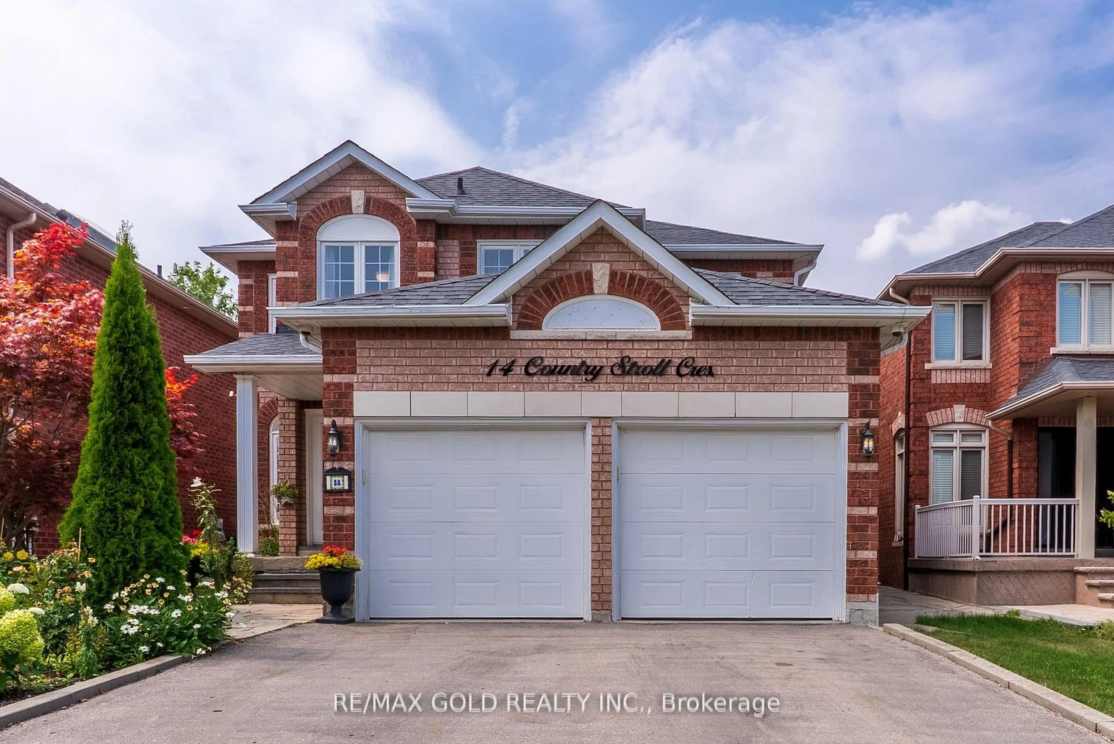 Home with brick exterior material, street for 14 Country Stroll Cres, Caledon Ontario L7E 2H3