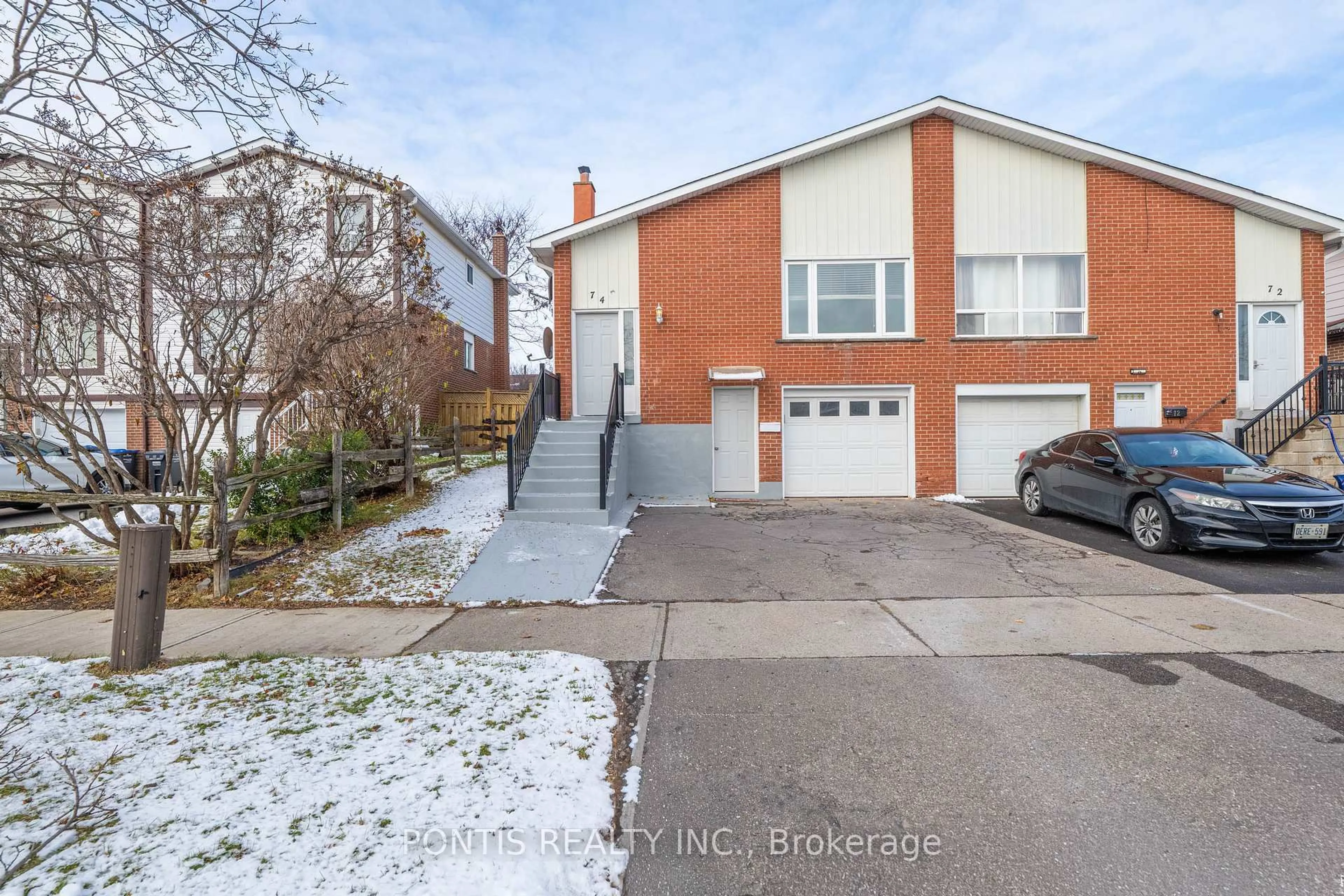 Unknown for 74 Radford Dr, Brampton Ontario L6V 2Y9