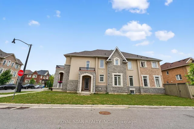 61 Aldersgate Dr, Brampton 2