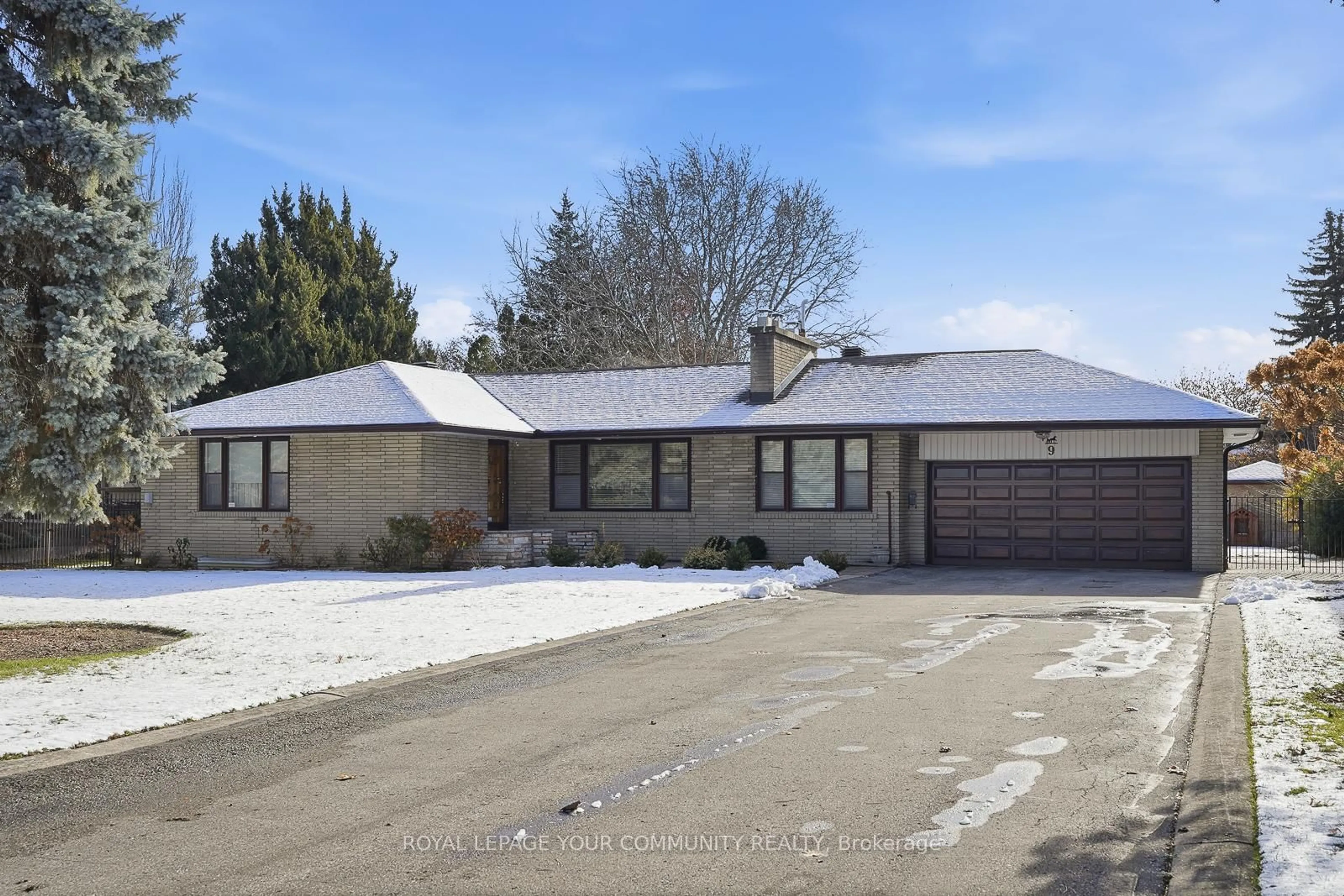 Home with vinyl exterior material, street for 9 Westmount Park Rd, Toronto Ontario M9P 1R4