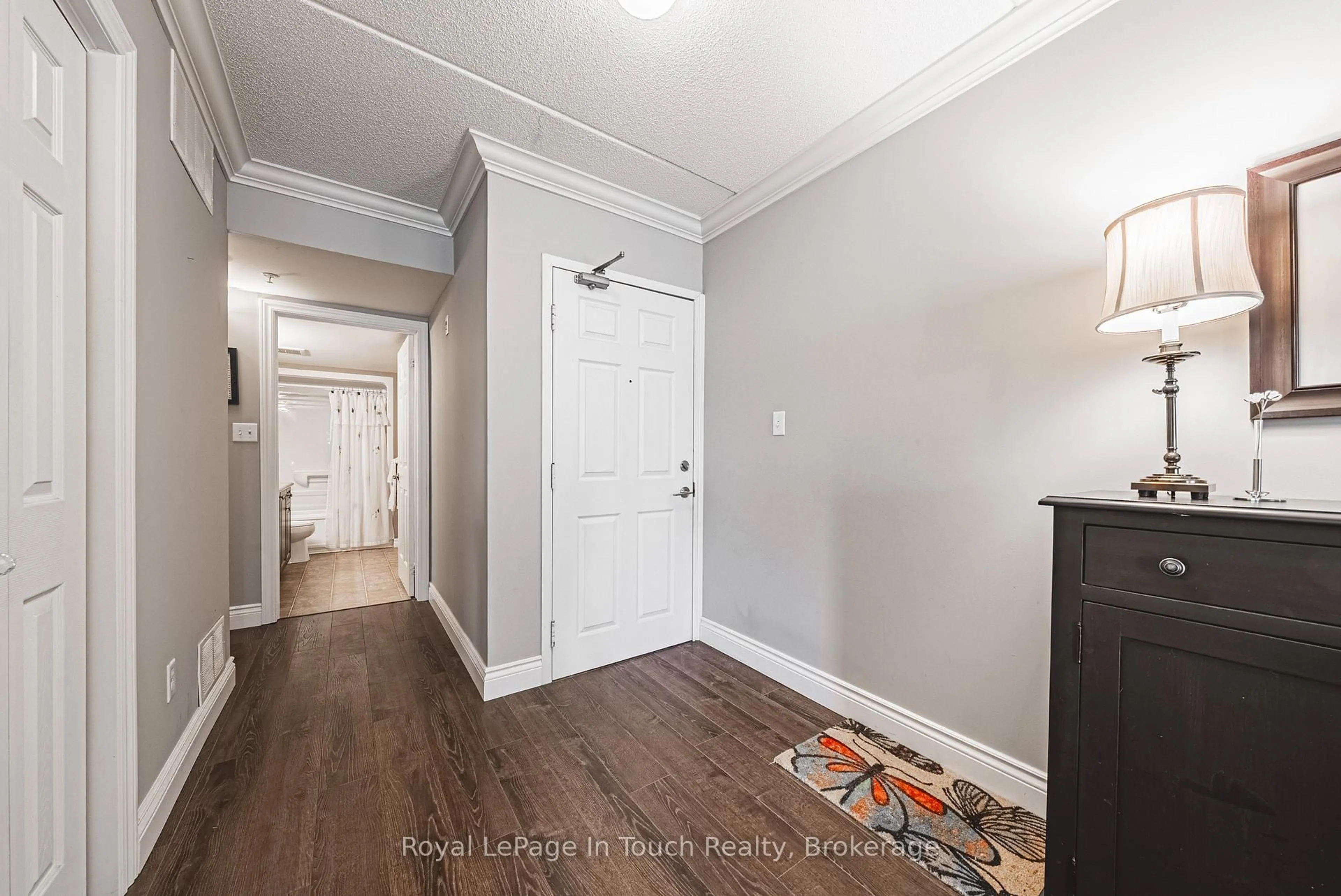 Indoor entryway for 1491 Maple Ave #311, Milton Ontario L9T 0B8
