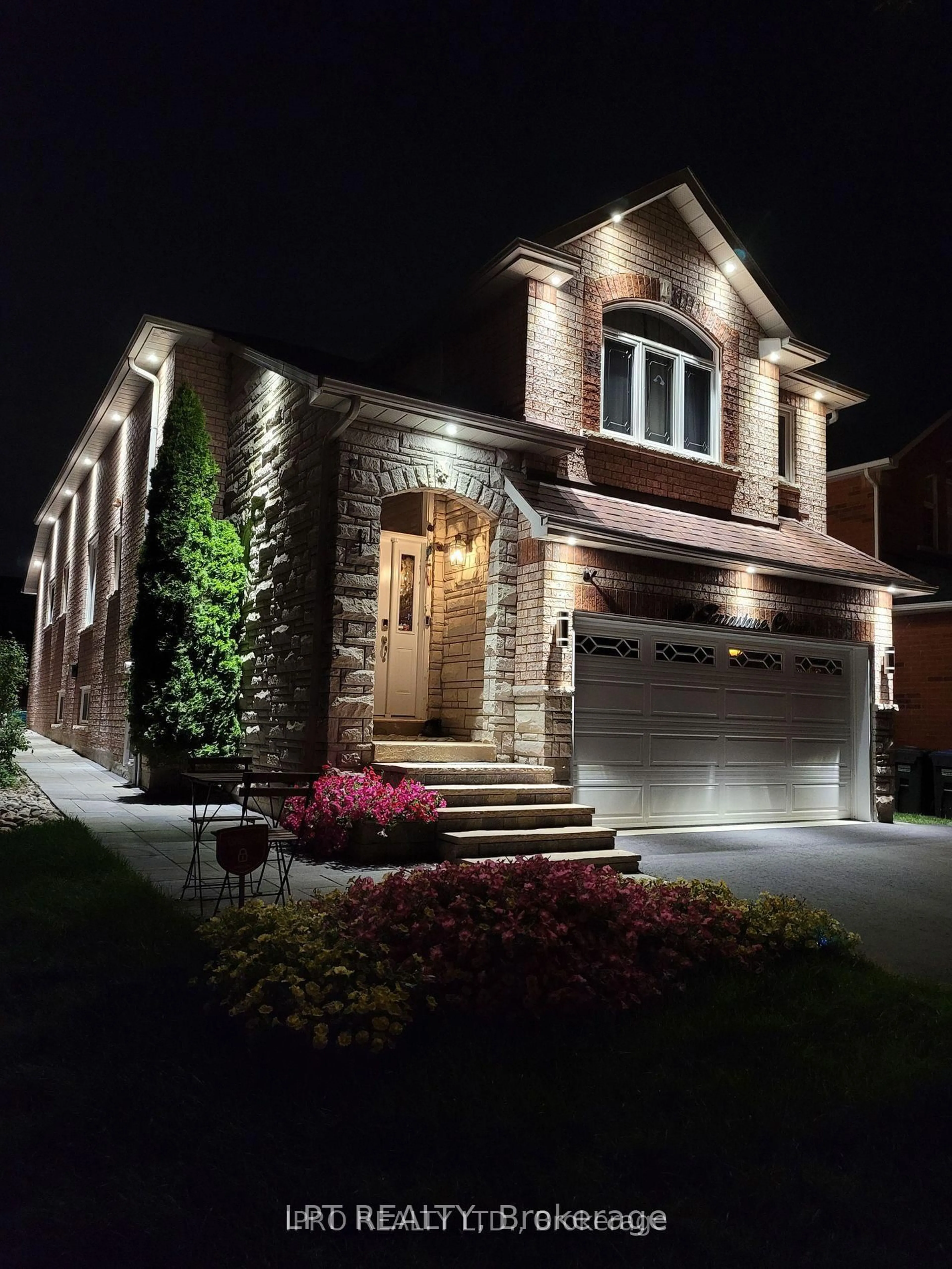 Home with brick exterior material, street for 19 Terrastone Crt, Caledon Ontario L7E 2H1