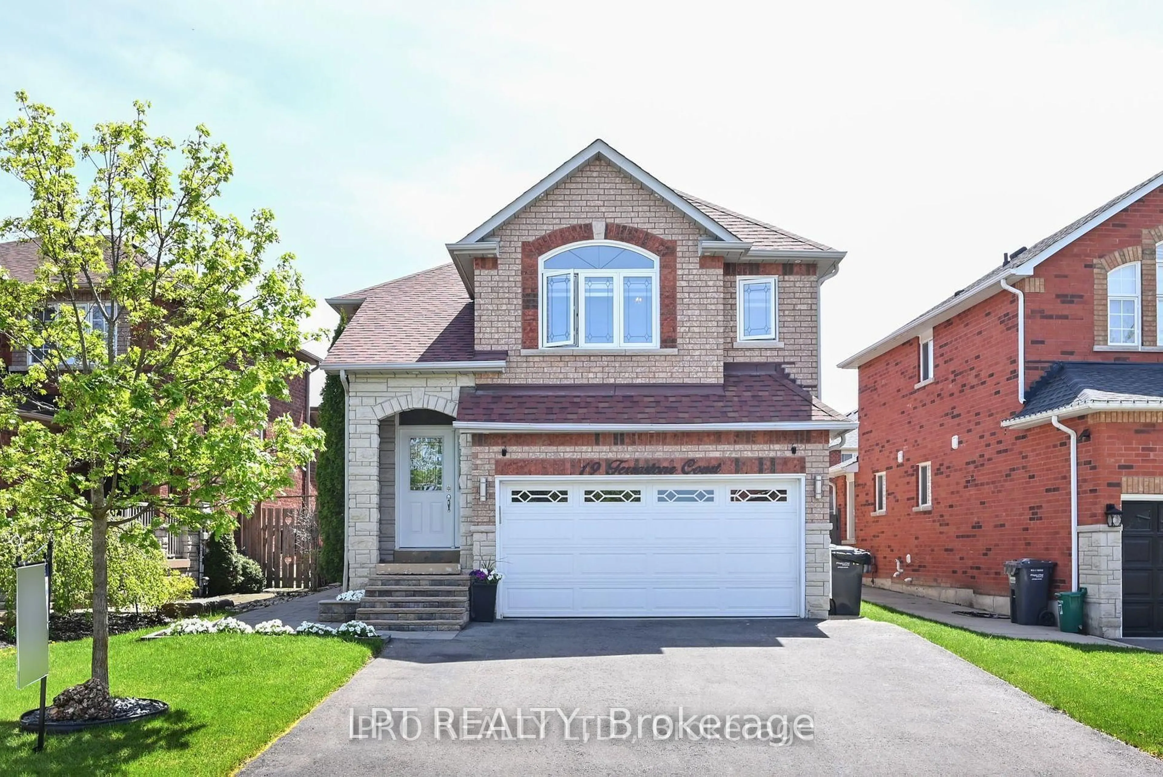 Home with brick exterior material, street for 19 Terrastone Crt, Caledon Ontario L7E 2H1