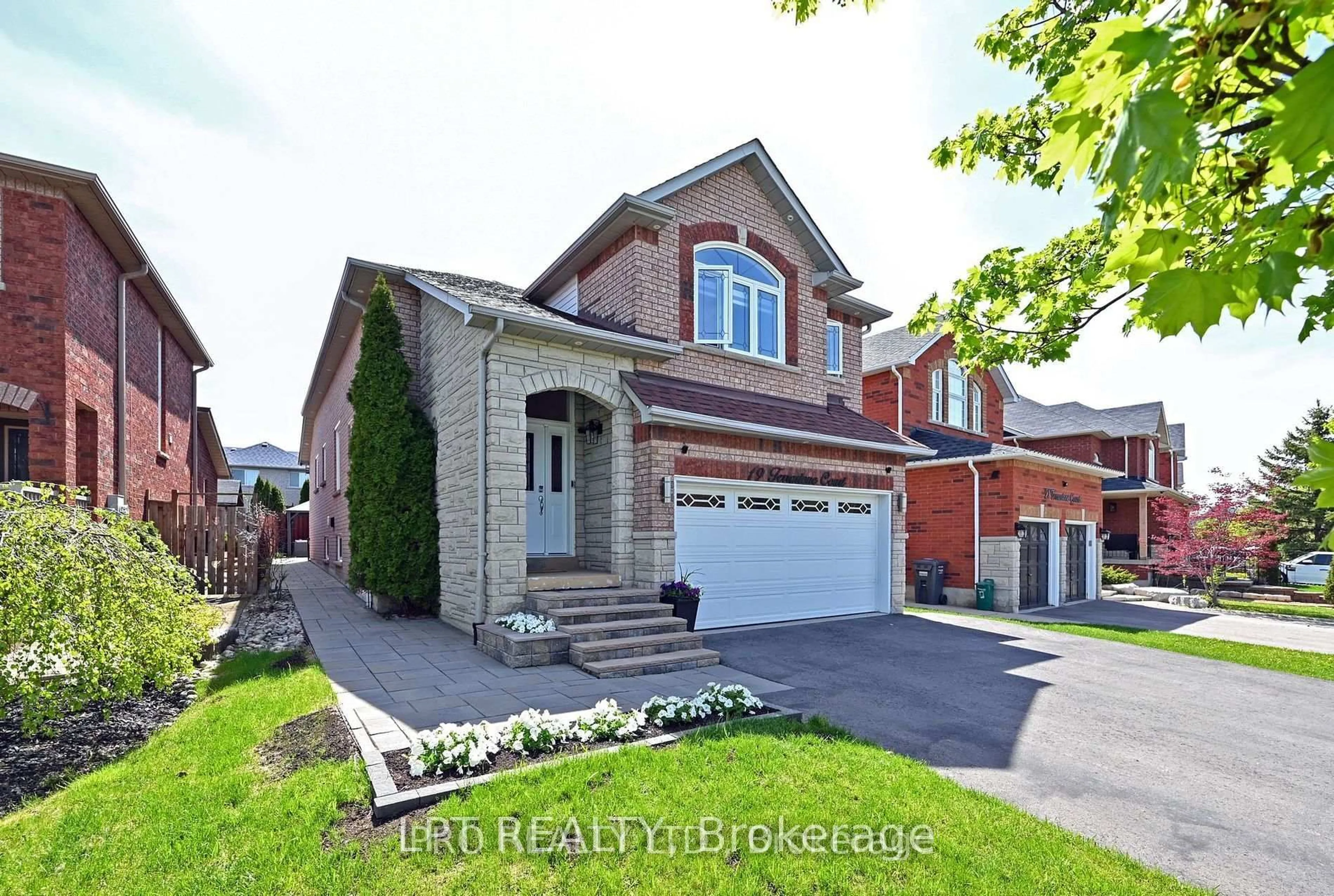 Home with brick exterior material, street for 19 Terrastone Crt, Caledon Ontario L7E 2H1