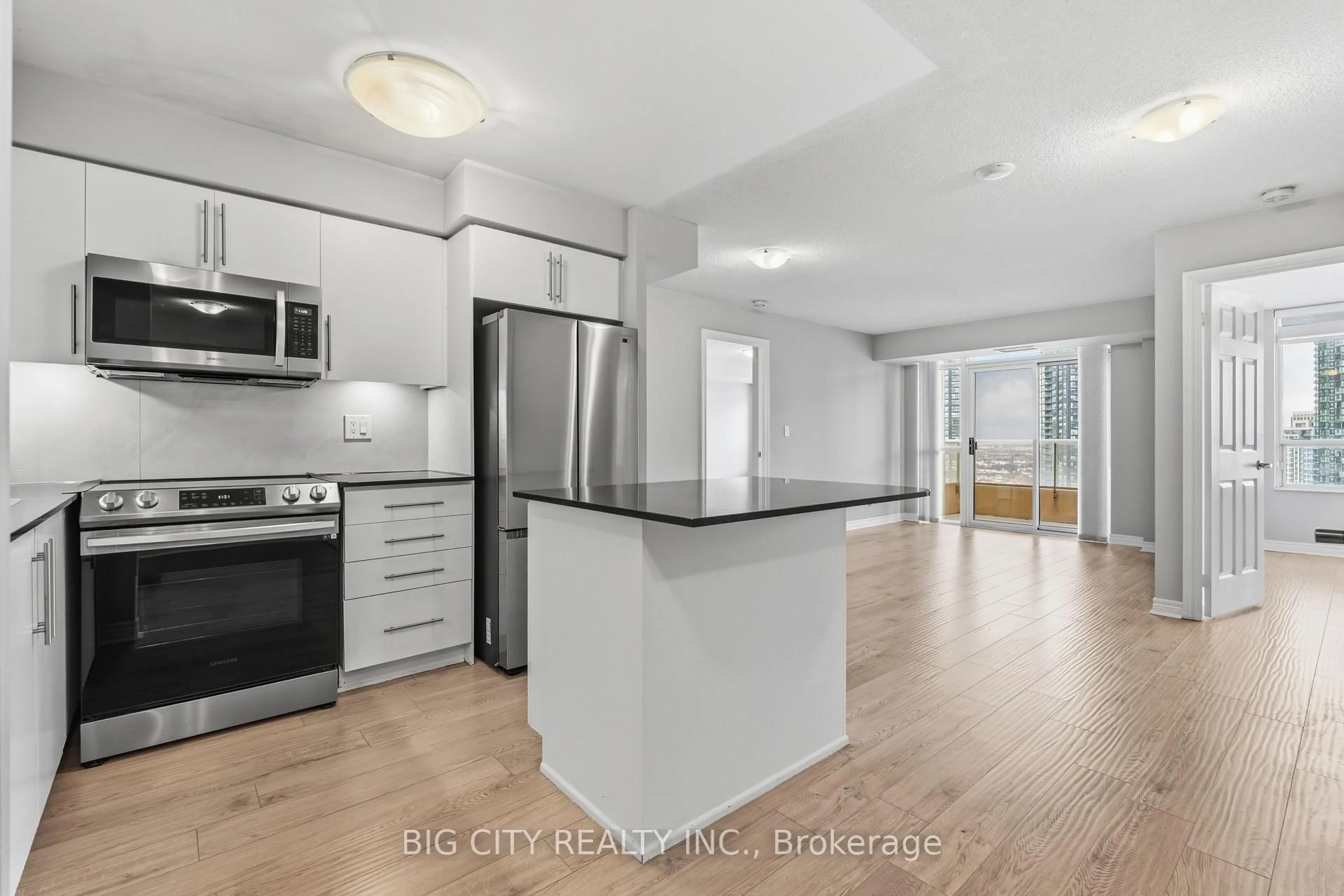 Open concept kitchen, unknown for 310 Burnhamthorpe Rd #2701, Mississauga Ontario L5B 4P9