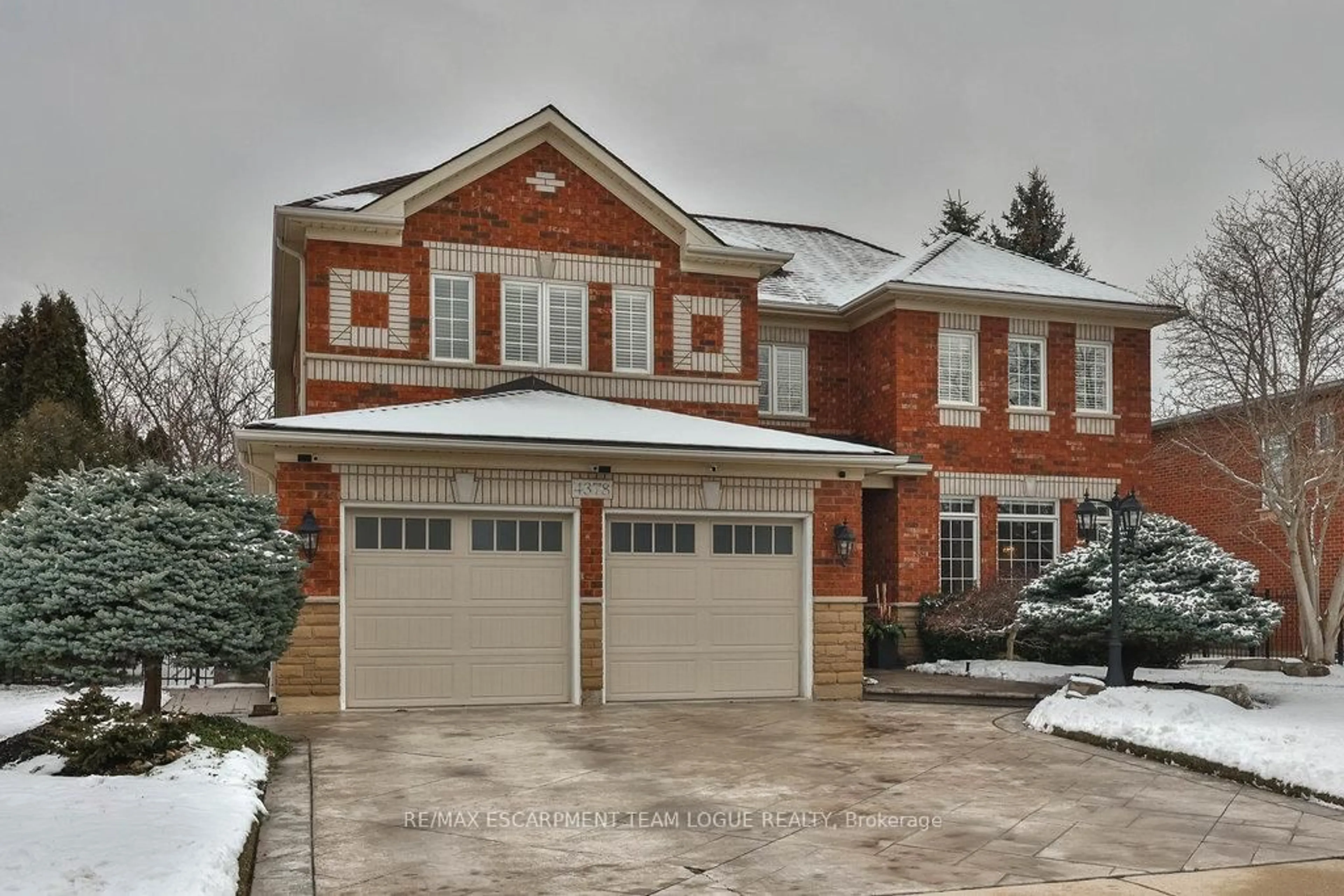 Home with brick exterior material, street for 4378 Latimer Cres, Burlington Ontario L7M 4R2