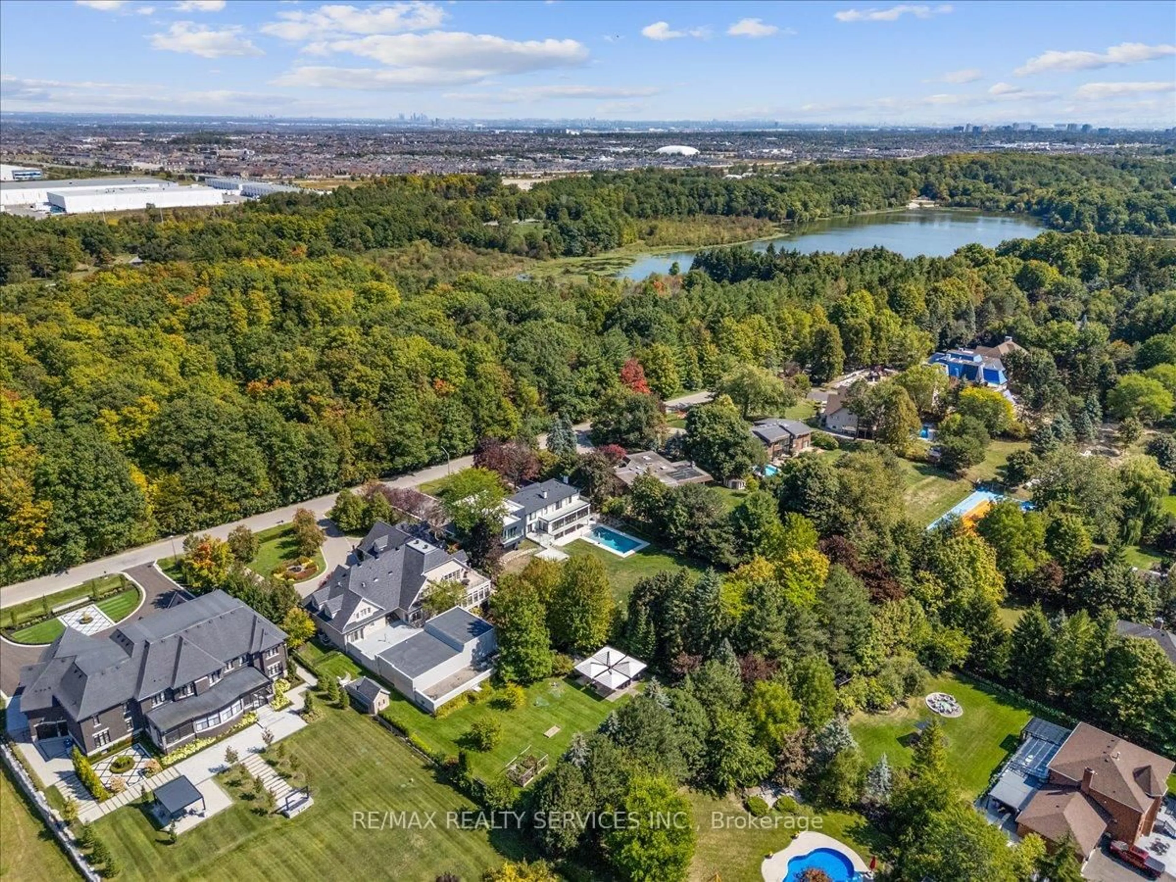 A pic from outside/outdoor area/front of a property/back of a property/a pic from drone, water/lake/river/ocean view for 574 Conservation Dr, Brampton Ontario L6Z 0B8