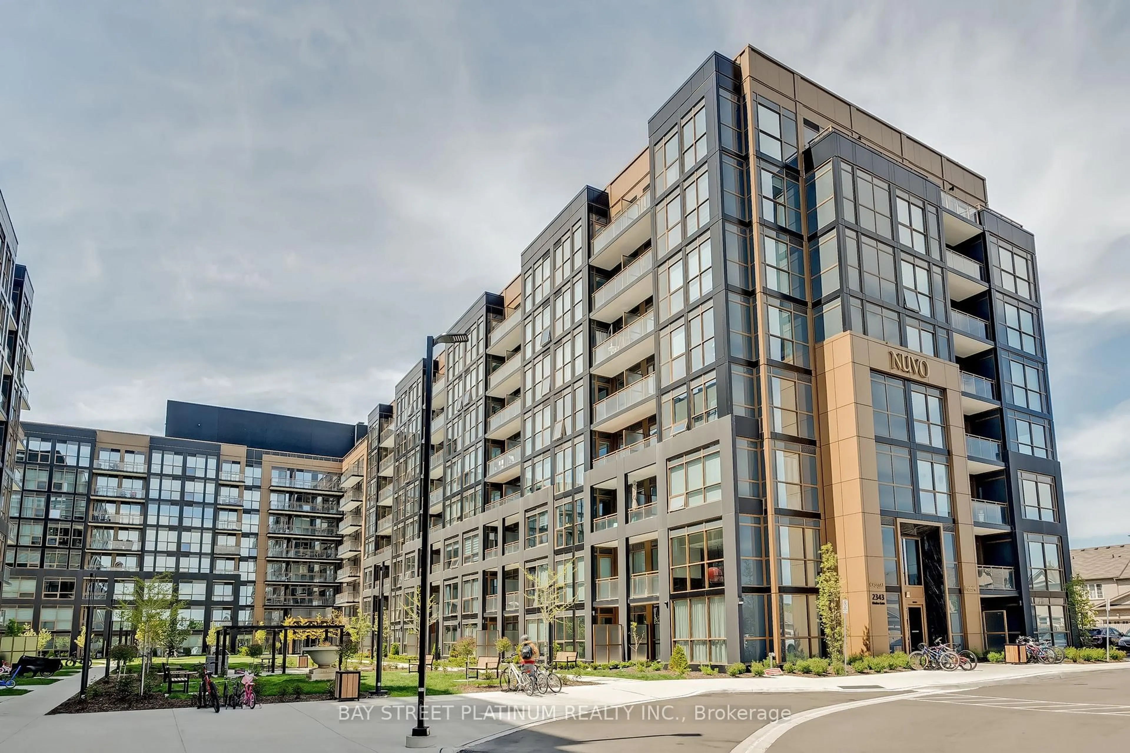 Unknown for 2343 KHALSA Gate #537, Oakville Ontario L6M 4J2