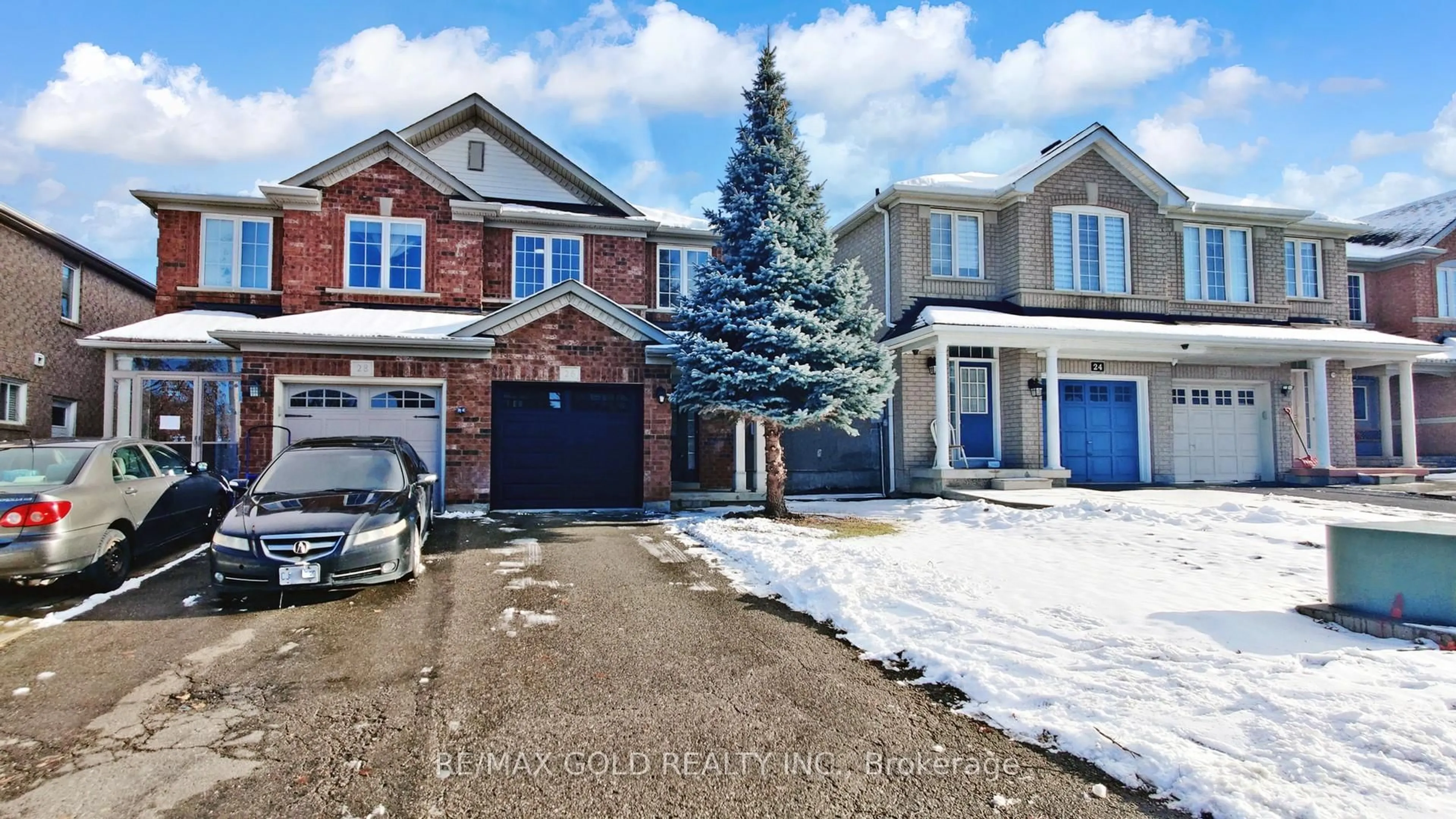 Home with brick exterior material, street for 26 Applegrove Crt, Brampton Ontario L6R 2Y8