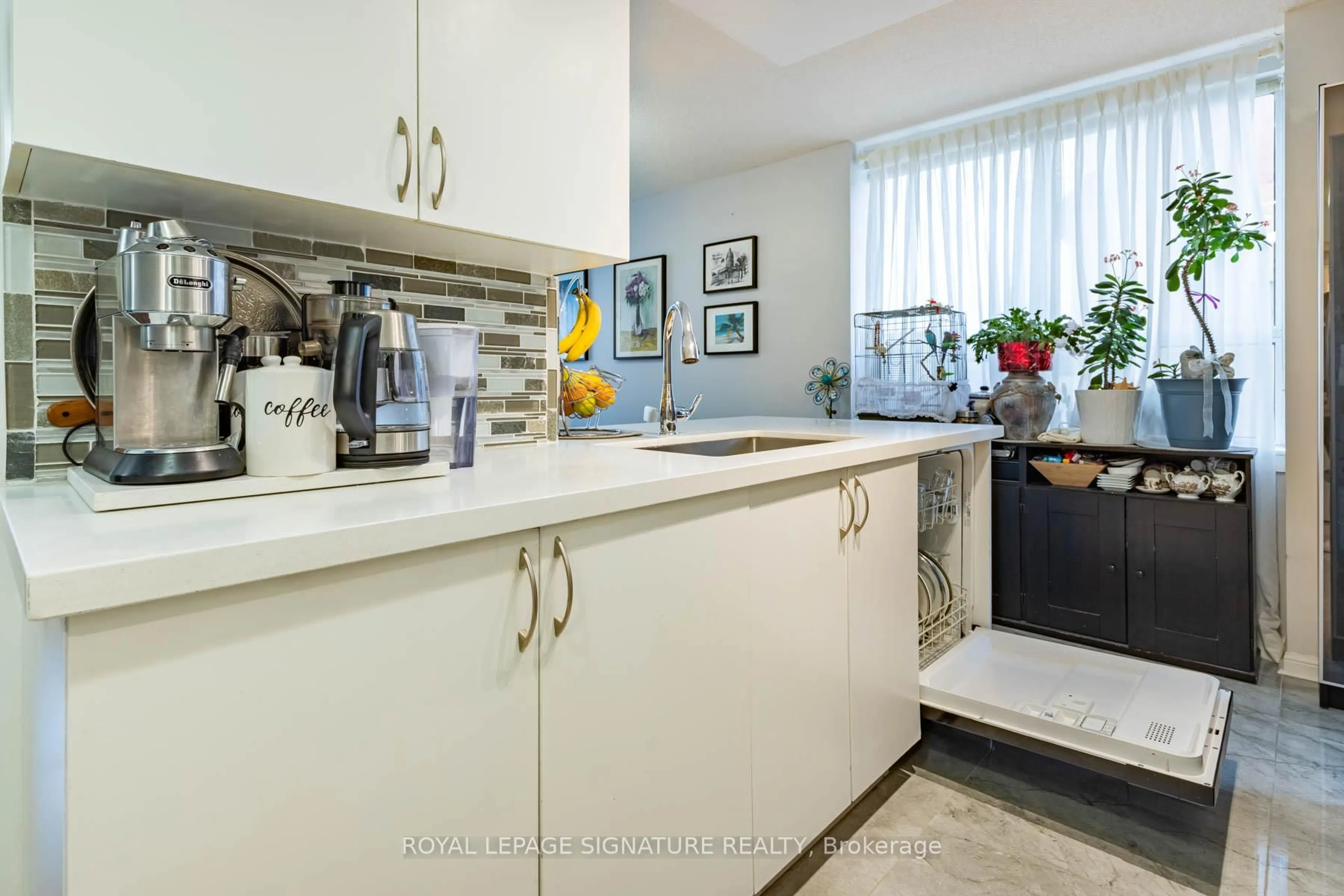 Standard kitchen, unknown for 4 Elsinore Path #203, Toronto Ontario M8V 4G7