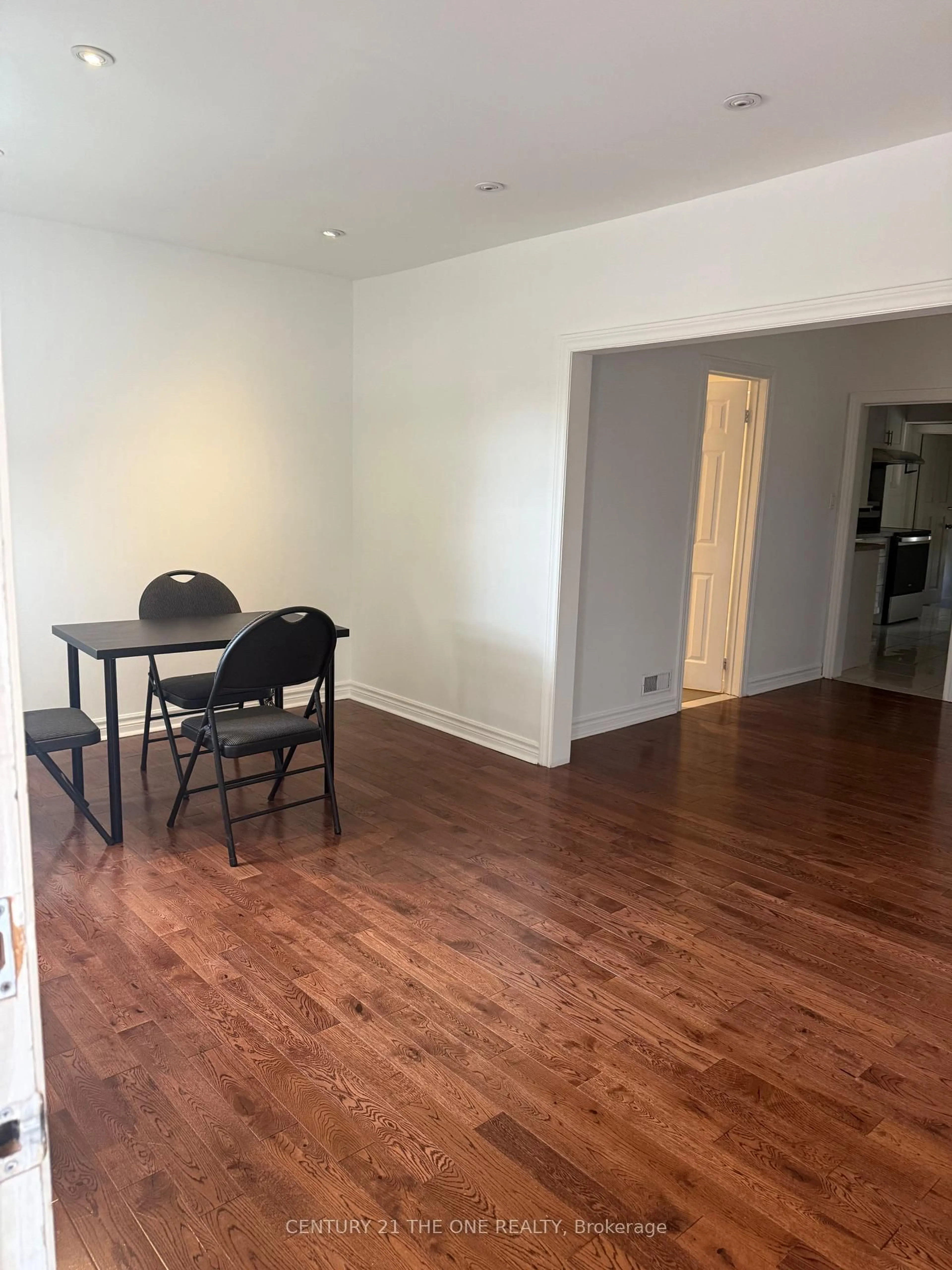 A pic of a room for 26 Avon Ave, Toronto Ontario M6N 3W7