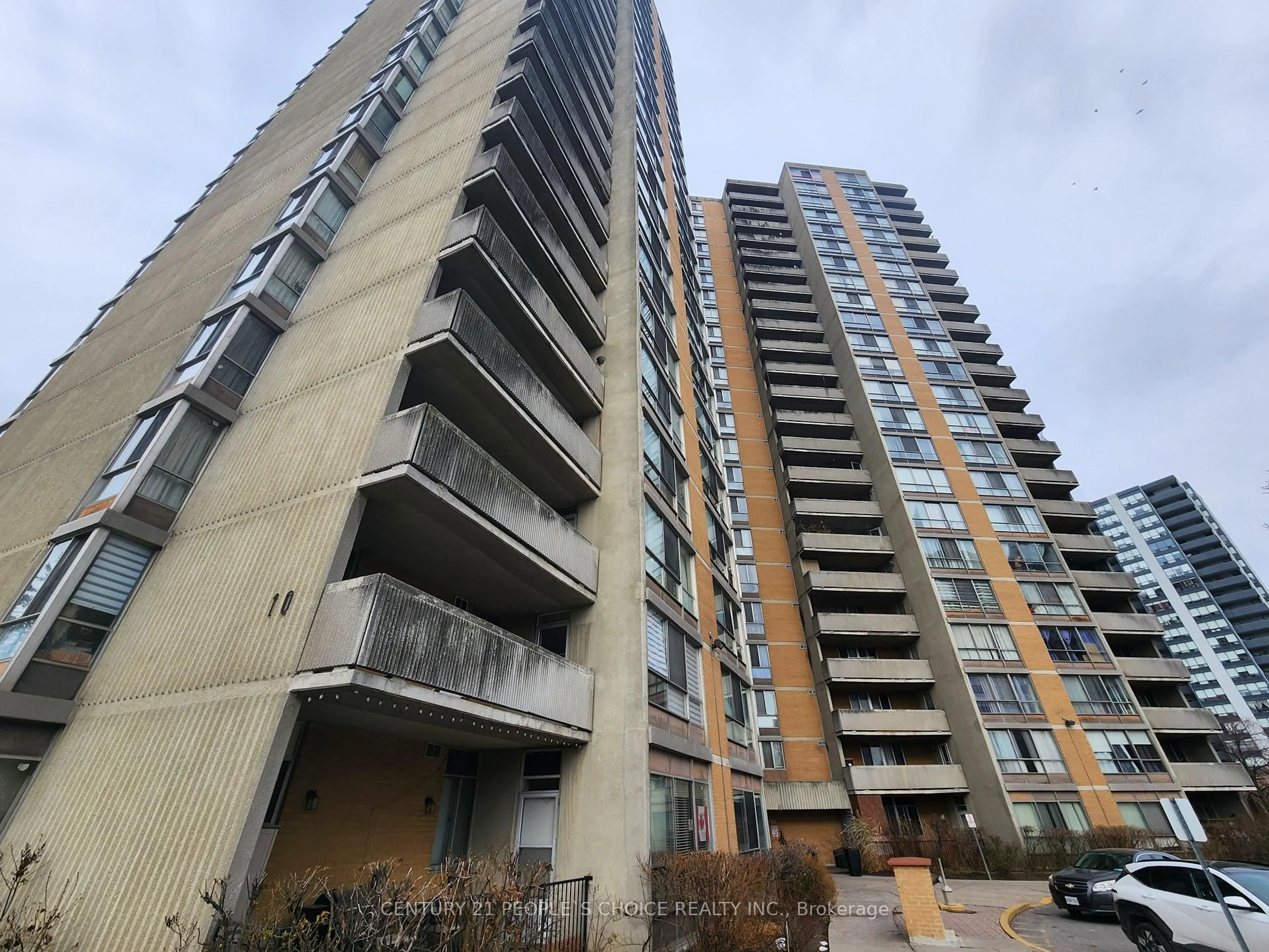 A pic from outside/outdoor area/front of a property/back of a property/a pic from drone, building for 10 Martha Eaton Way #2311, Toronto Ontario M6M 5B3