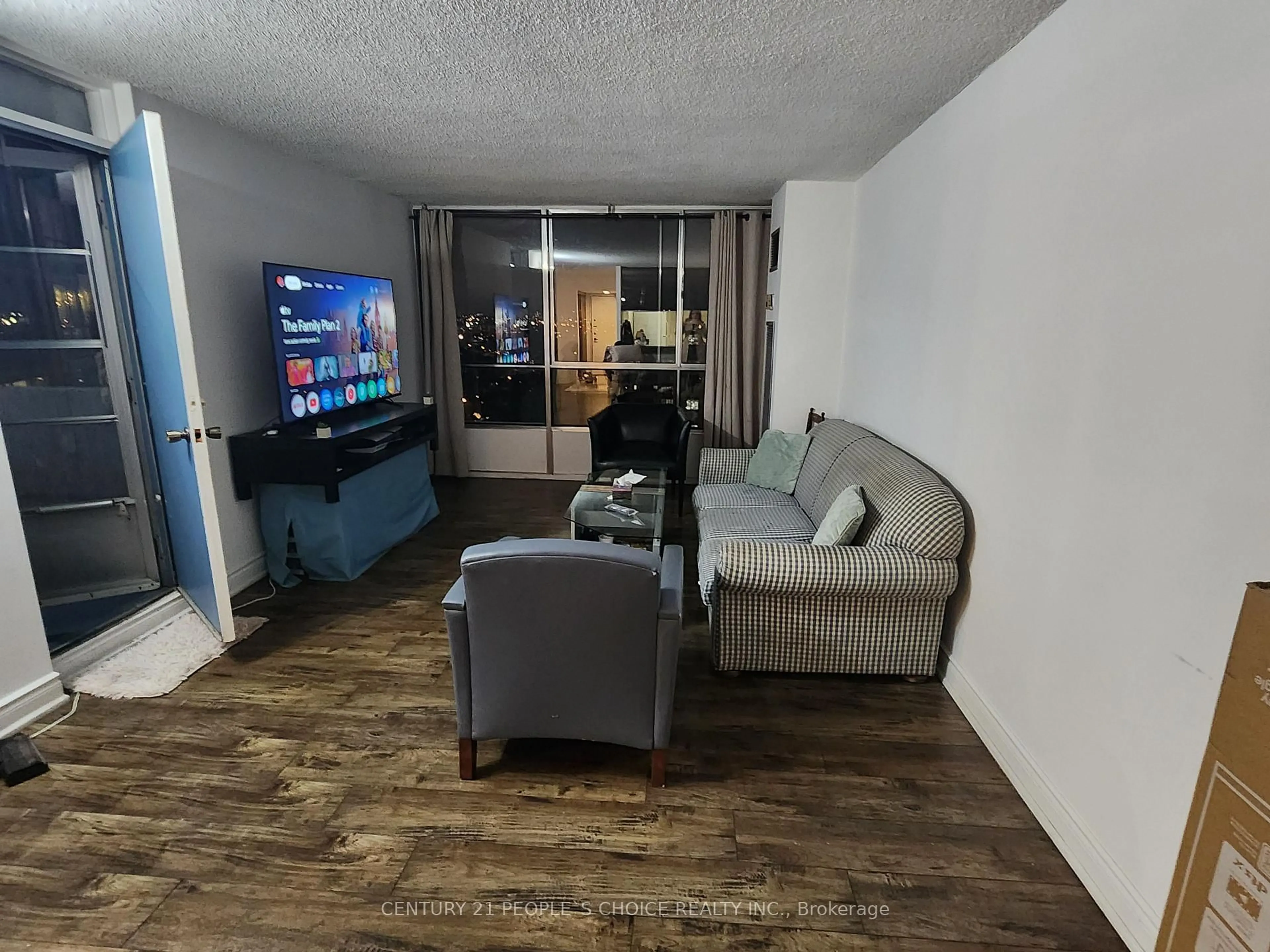 A pic of a room for 10 Martha Eaton Way #2311, Toronto Ontario M6M 5B3