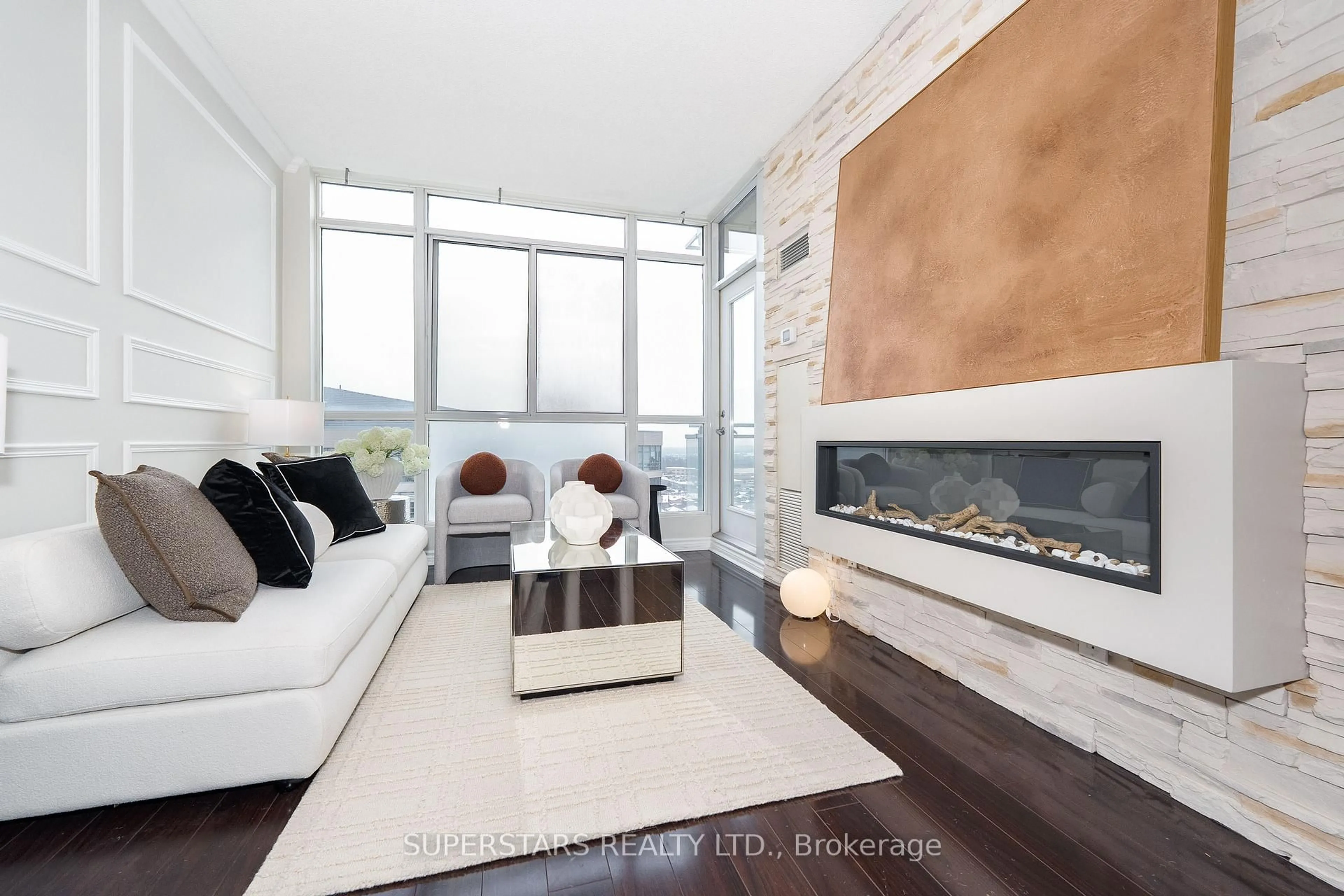 Living room with furniture, unknown for 225 Webb Dr #1509, Mississauga Ontario L5B 4P2