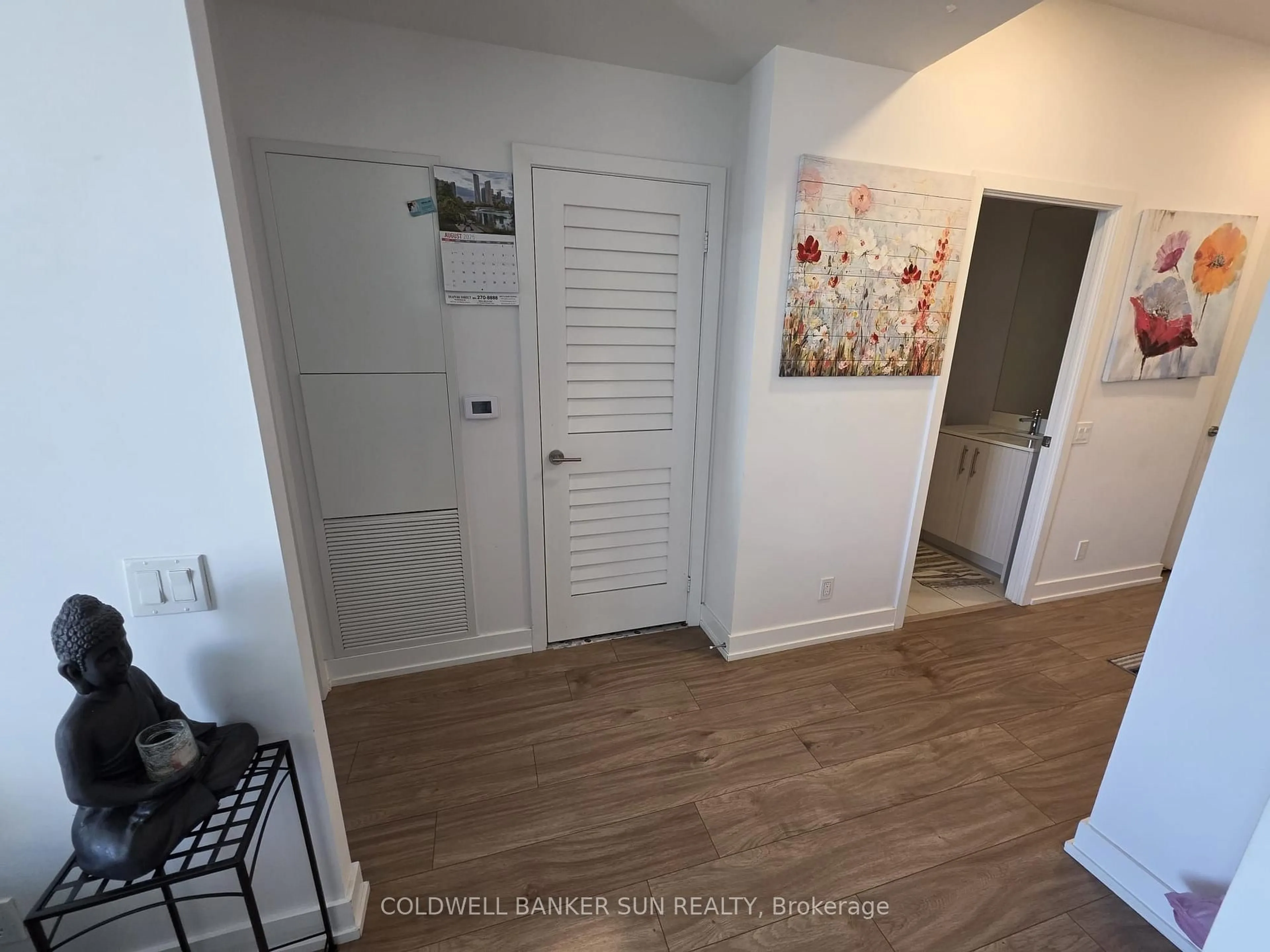 Indoor entryway for 215 Veterans Dr #601, Brampton Ontario L7A 4S6