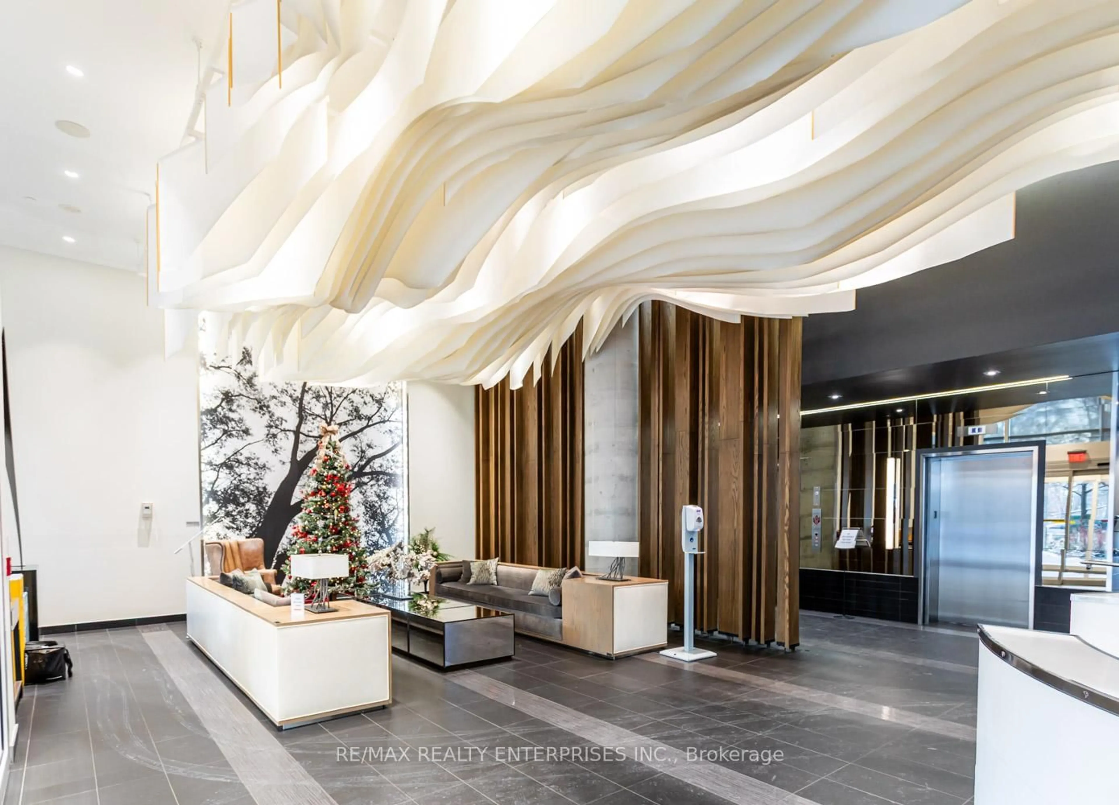 Lobby for 1830 Bloor St #431, Toronto Ontario M6P 3K6