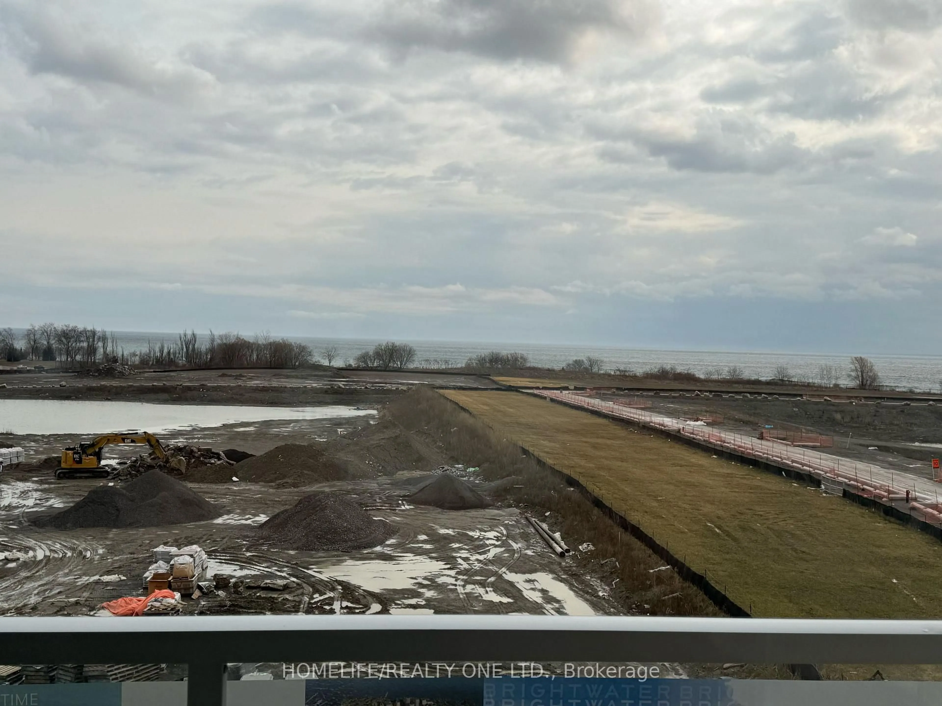 Unknown for 220 Missinnihe Way #421, Mississauga Ontario L5H 0A9