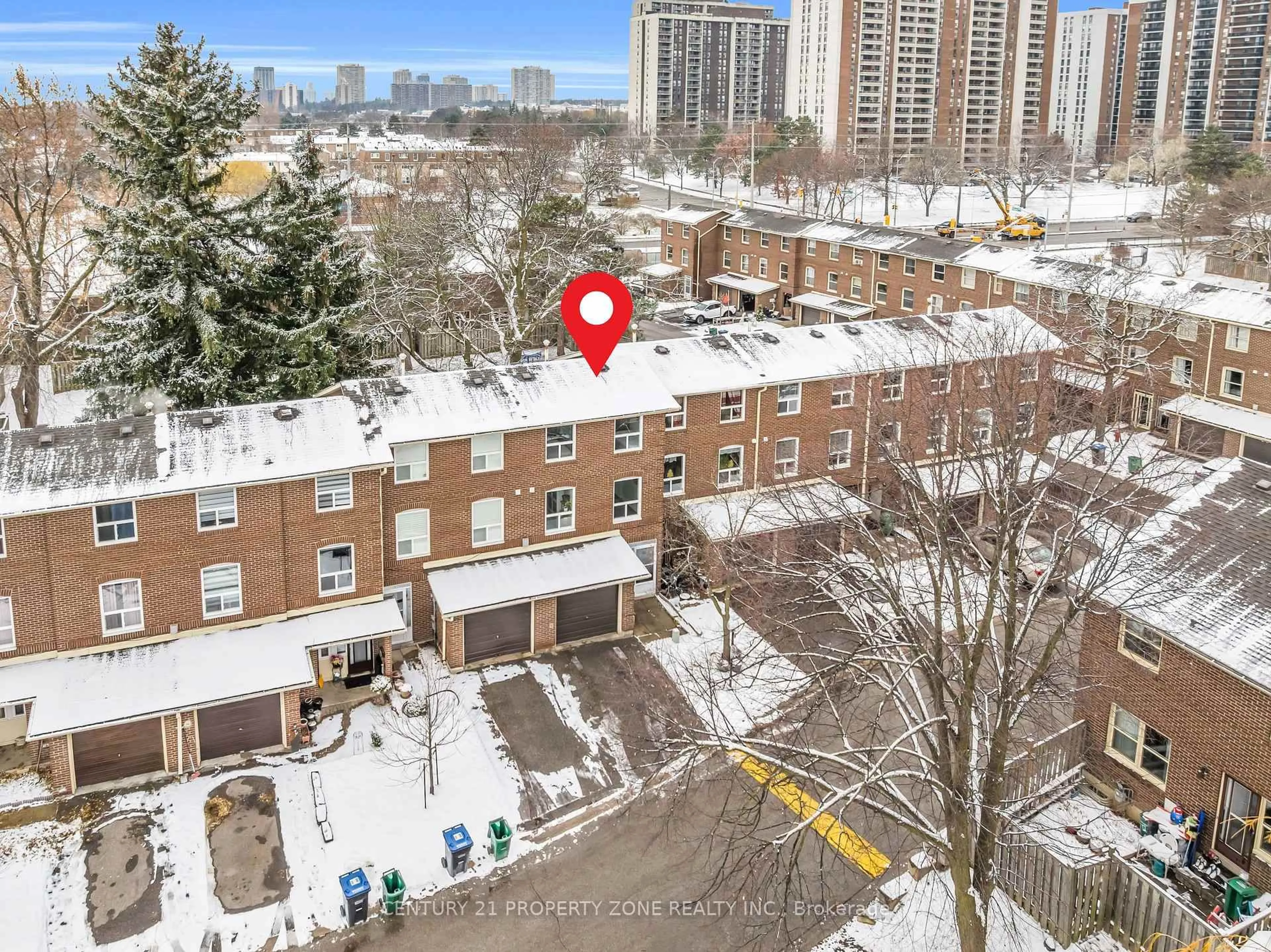 A pic from outside/outdoor area/front of a property/back of a property/a pic from drone, city buildings view from balcony for 56 Eden Park Dr #56, Brampton Ontario L6T 3A5
