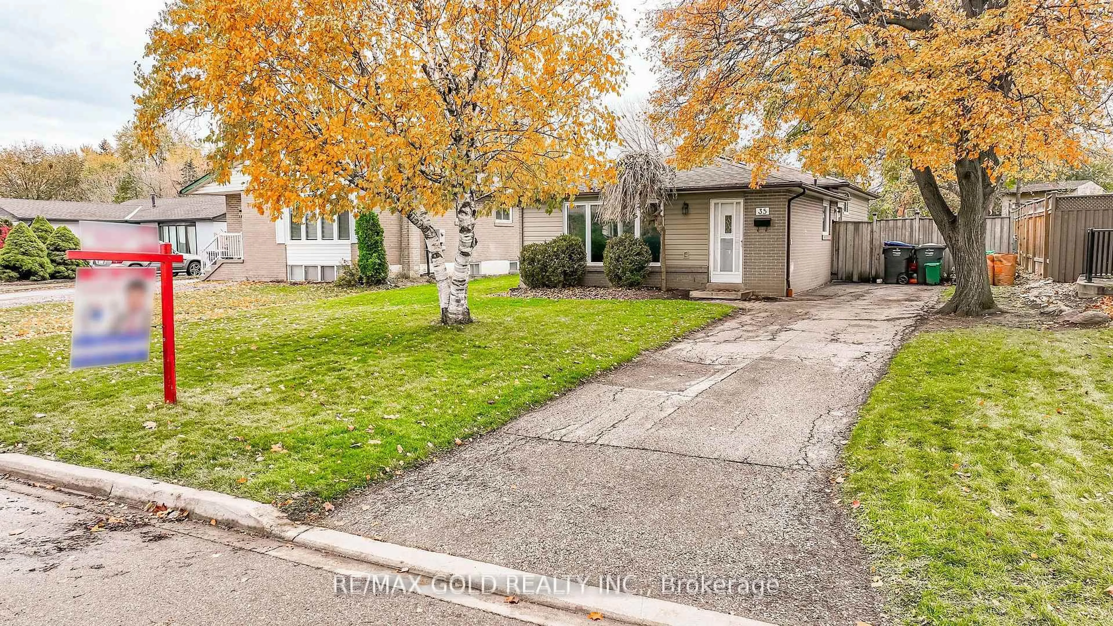 Unknown for 35 Duke Rd, Brampton Ontario L6T 3J9