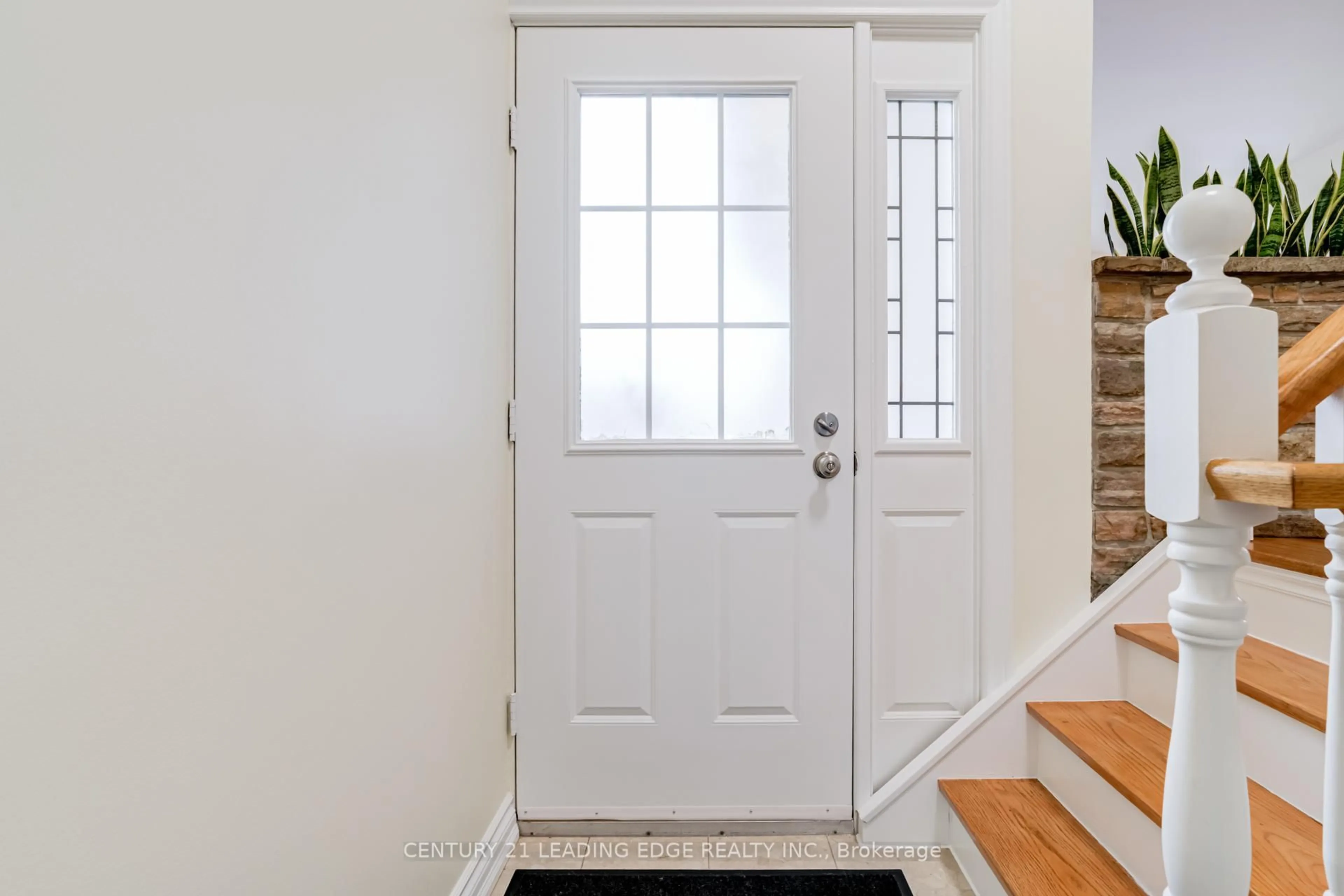 Indoor entryway for 272 The West Mall, Toronto Ontario M9C 1C5